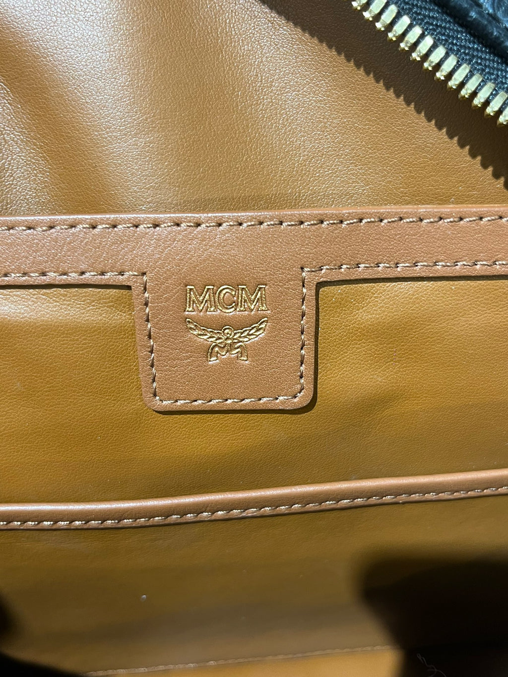 MCM Faux leather Backpack MMKBAVE04BK001