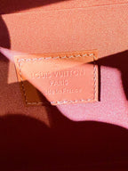 Louis Vuitton M62767