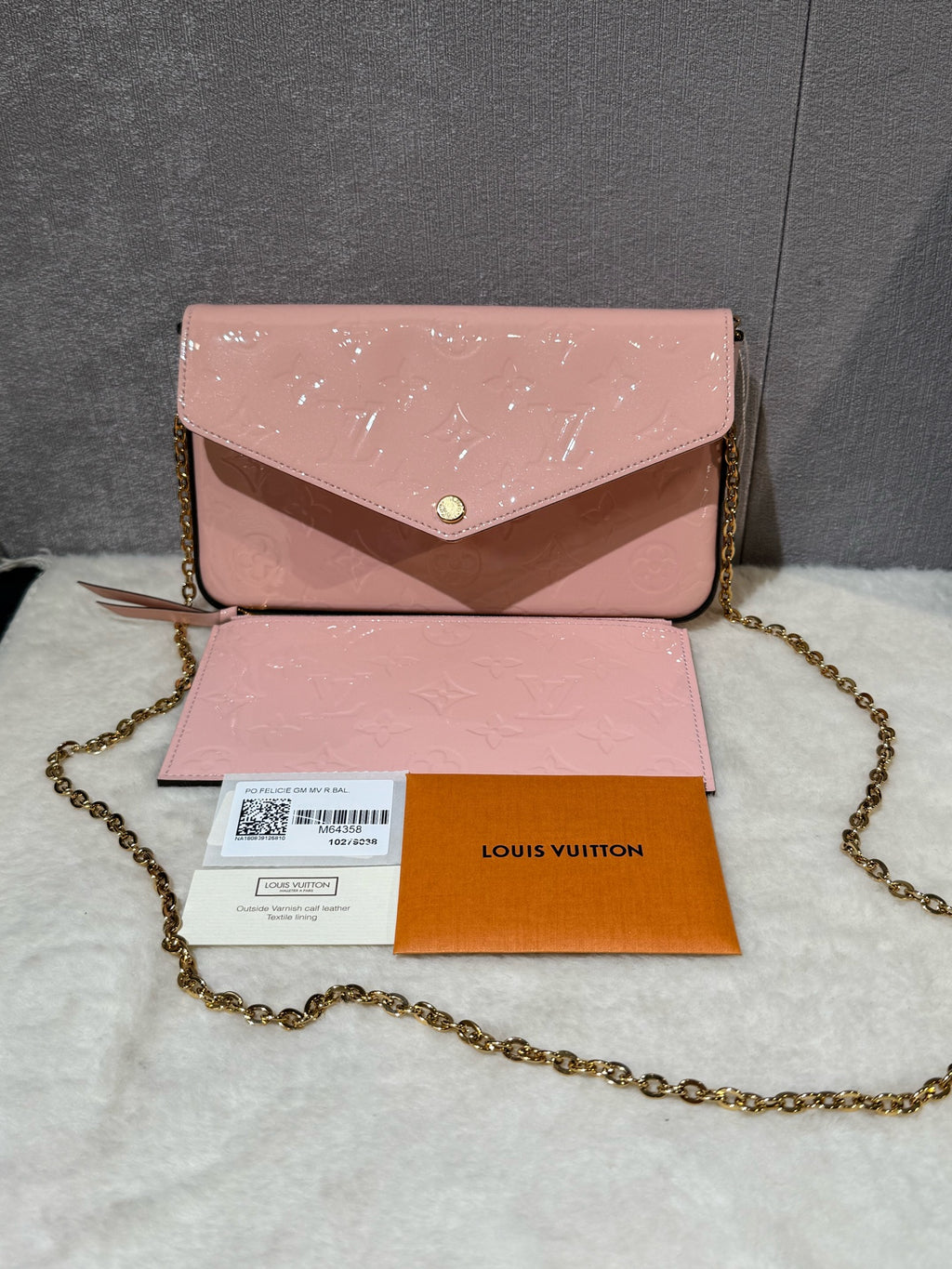 Louis Vuitton M64358