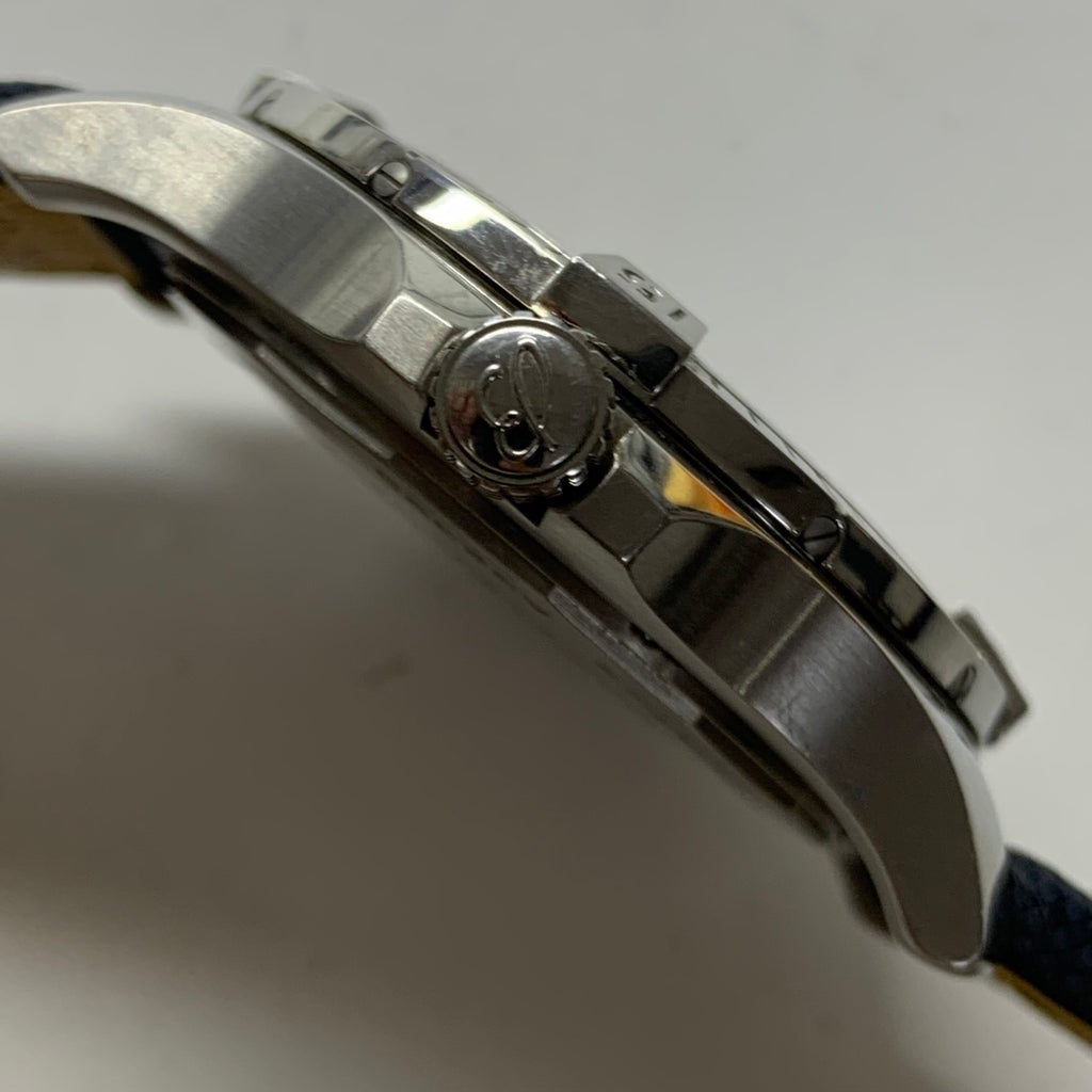 Breitling Avenger 45 millimeters A32395101C1X1