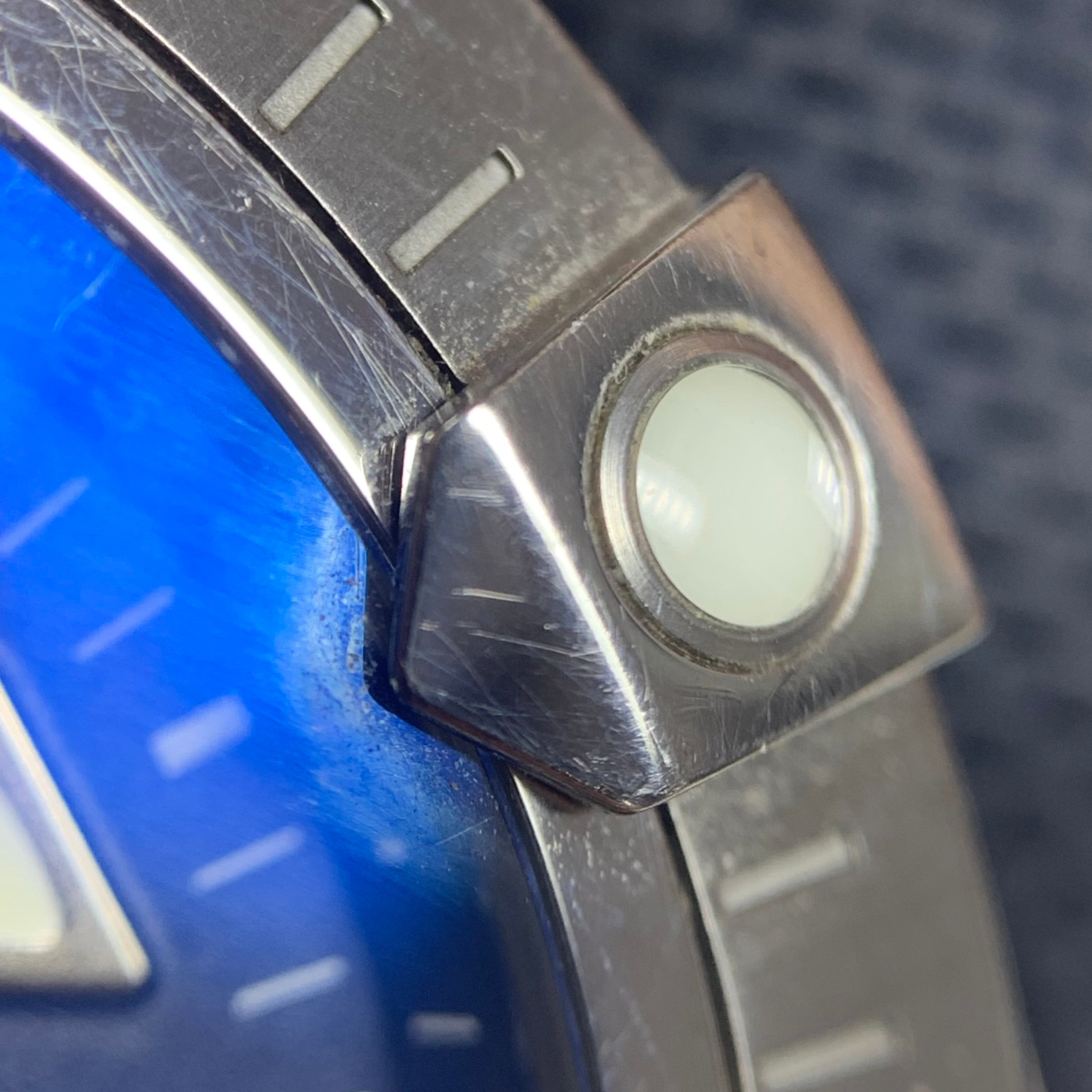 Breitling Avenger 45 millimeters A32395101C1X1