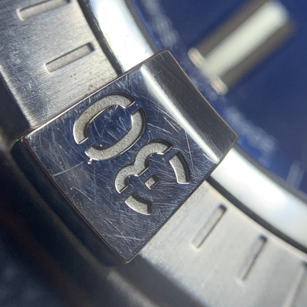 Breitling Avenger 45 millimeters A32395101C1X1