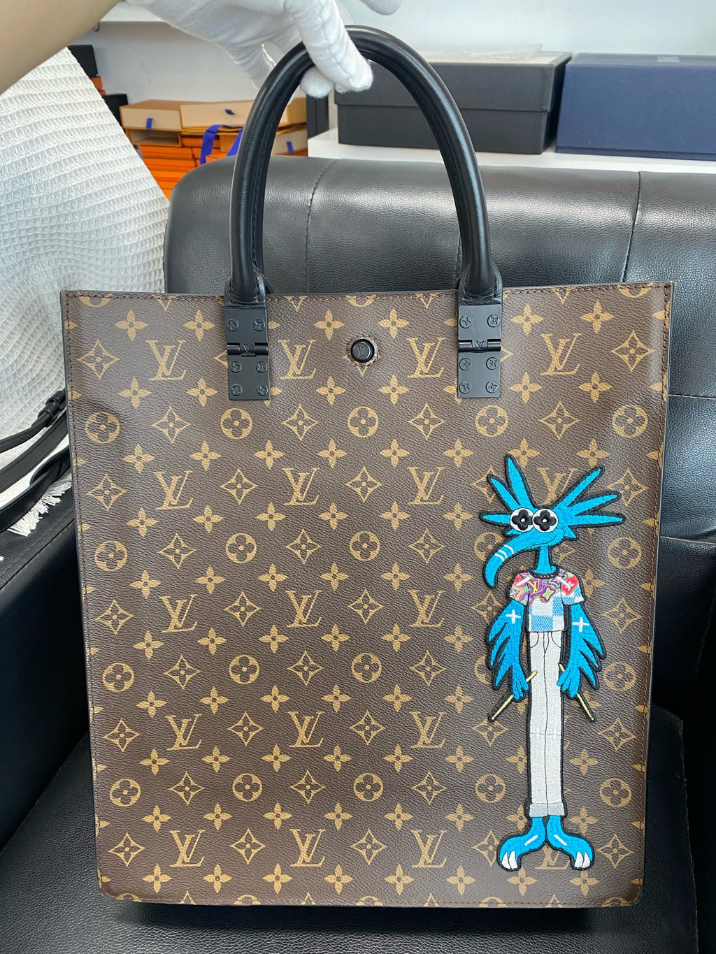Louis Vuitton Brown M45667