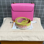 Louis Vuitton Twist Leather M20693
