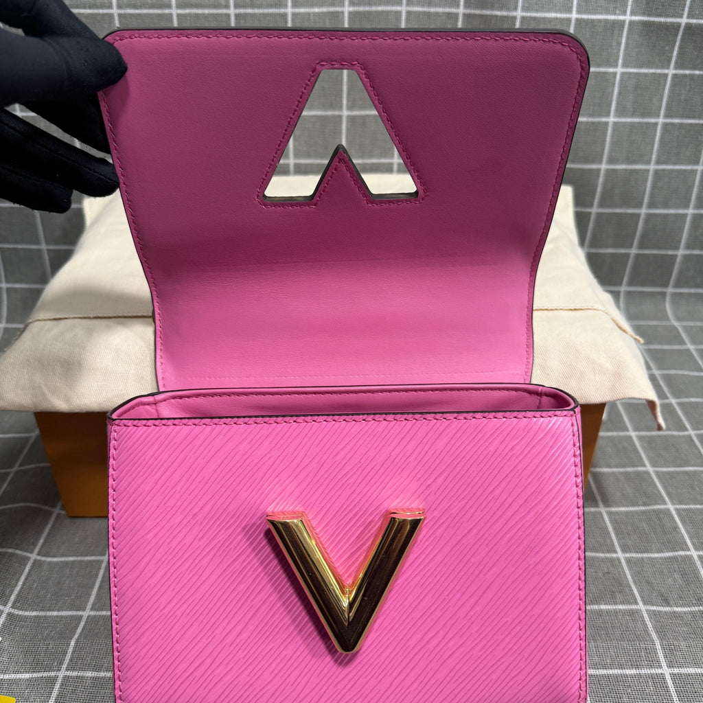 Louis Vuitton Twist Leather M20693