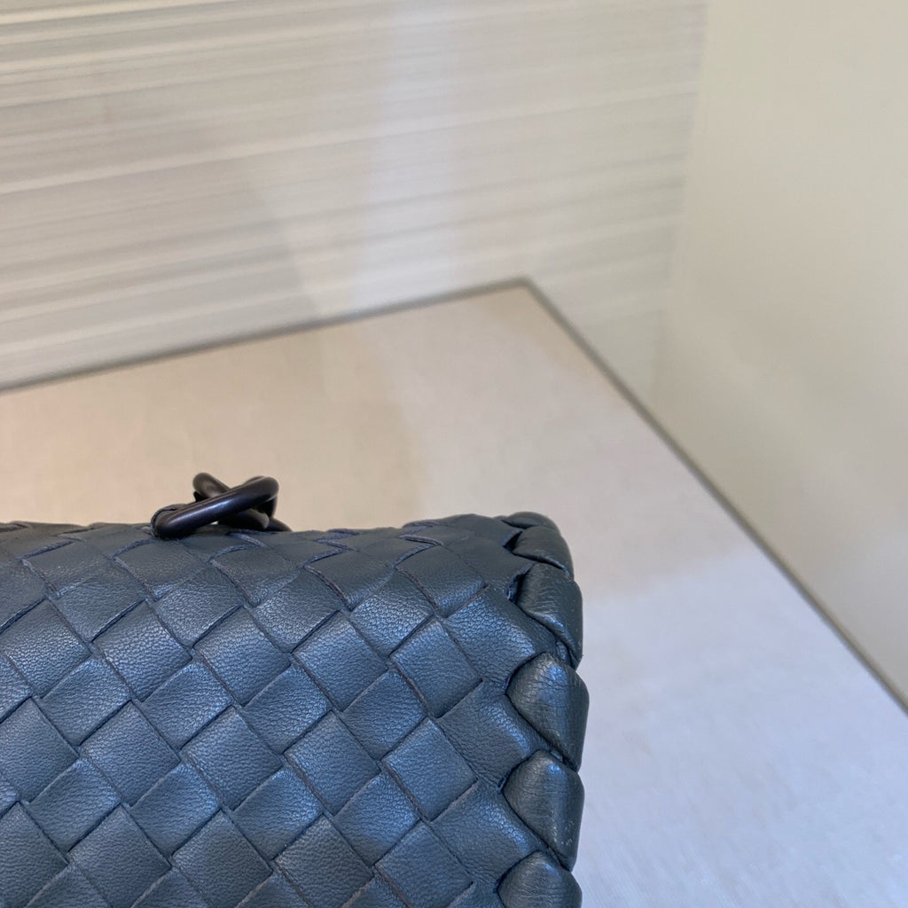 Bottega Veneta Shoulder Bag