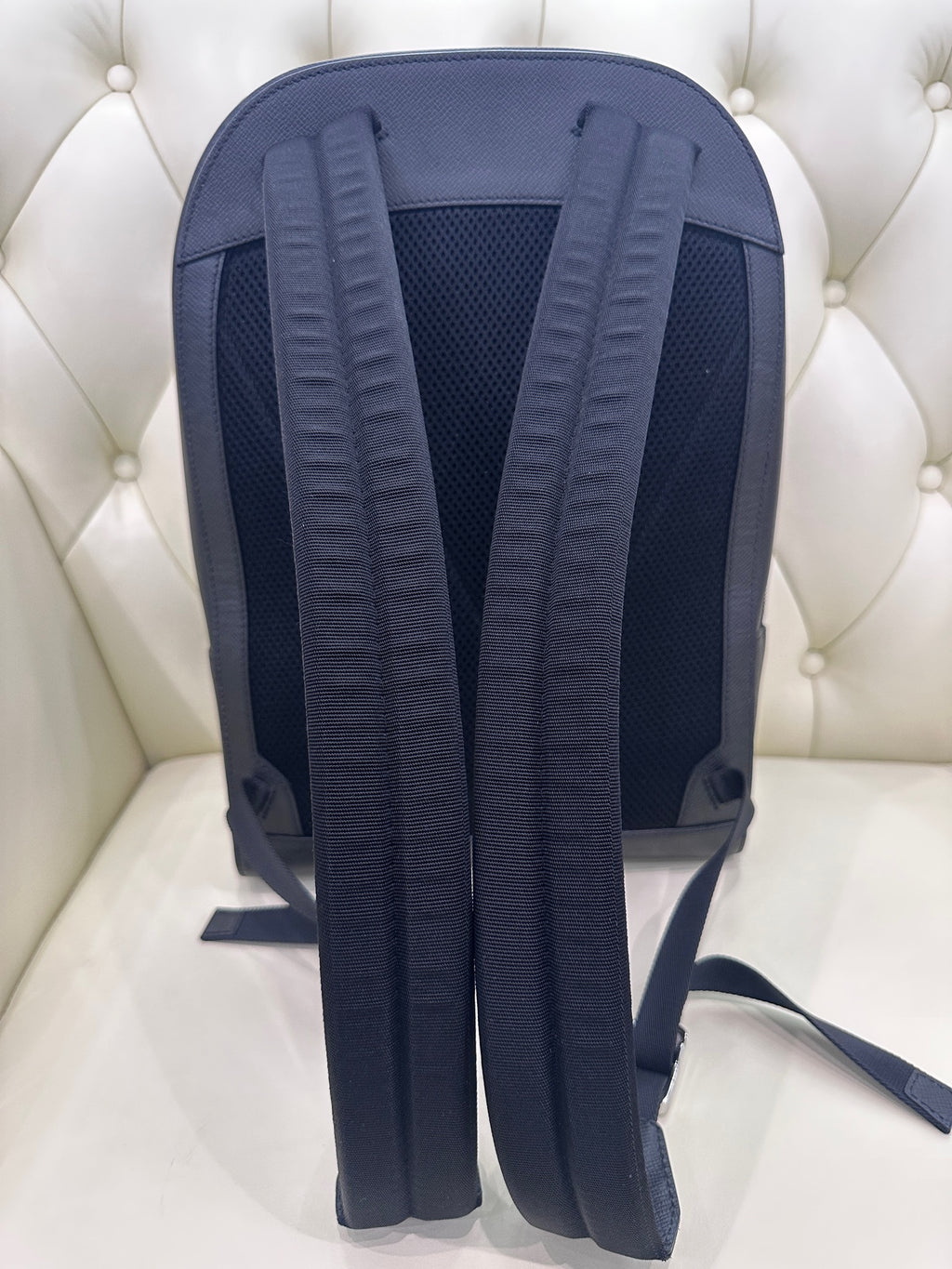 Louis Vuitton Black Backpack 29.0x 42.5x 18.0 cm M30147