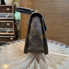 Louis Vuitton Tilsitt M46548