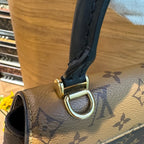 Louis Vuitton Tilsitt M46548