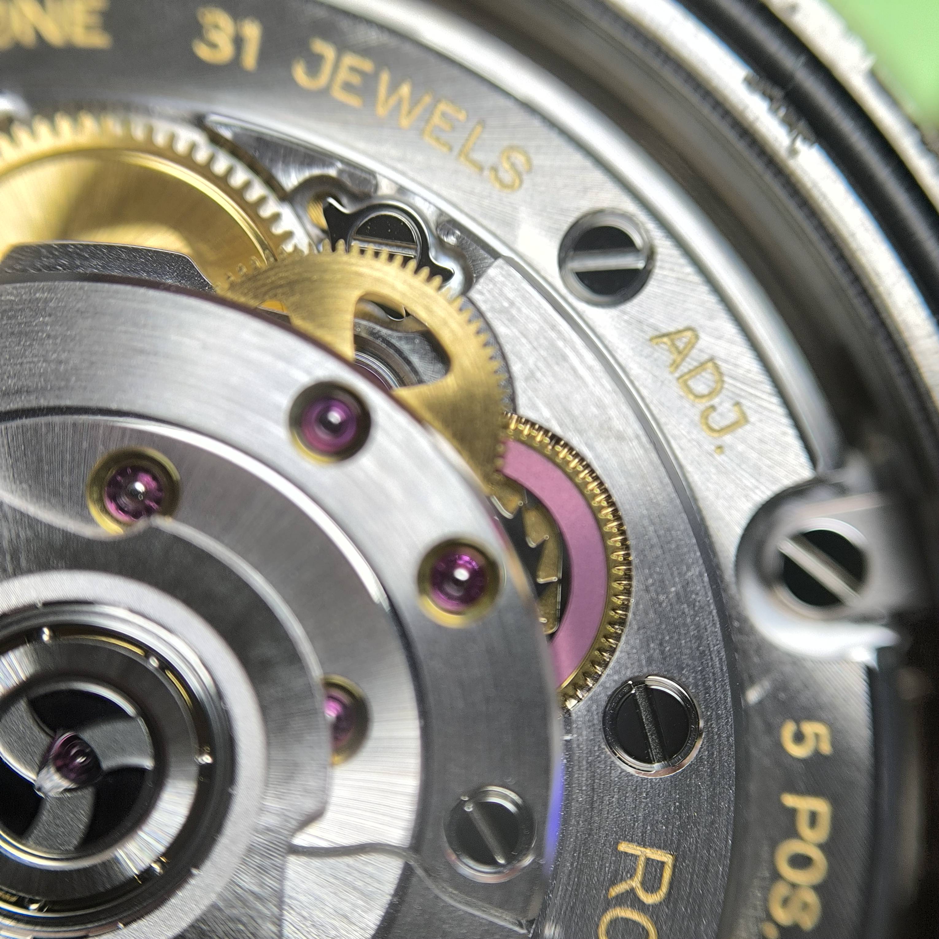 Rolex Log type 41 millimeters m126331-0009