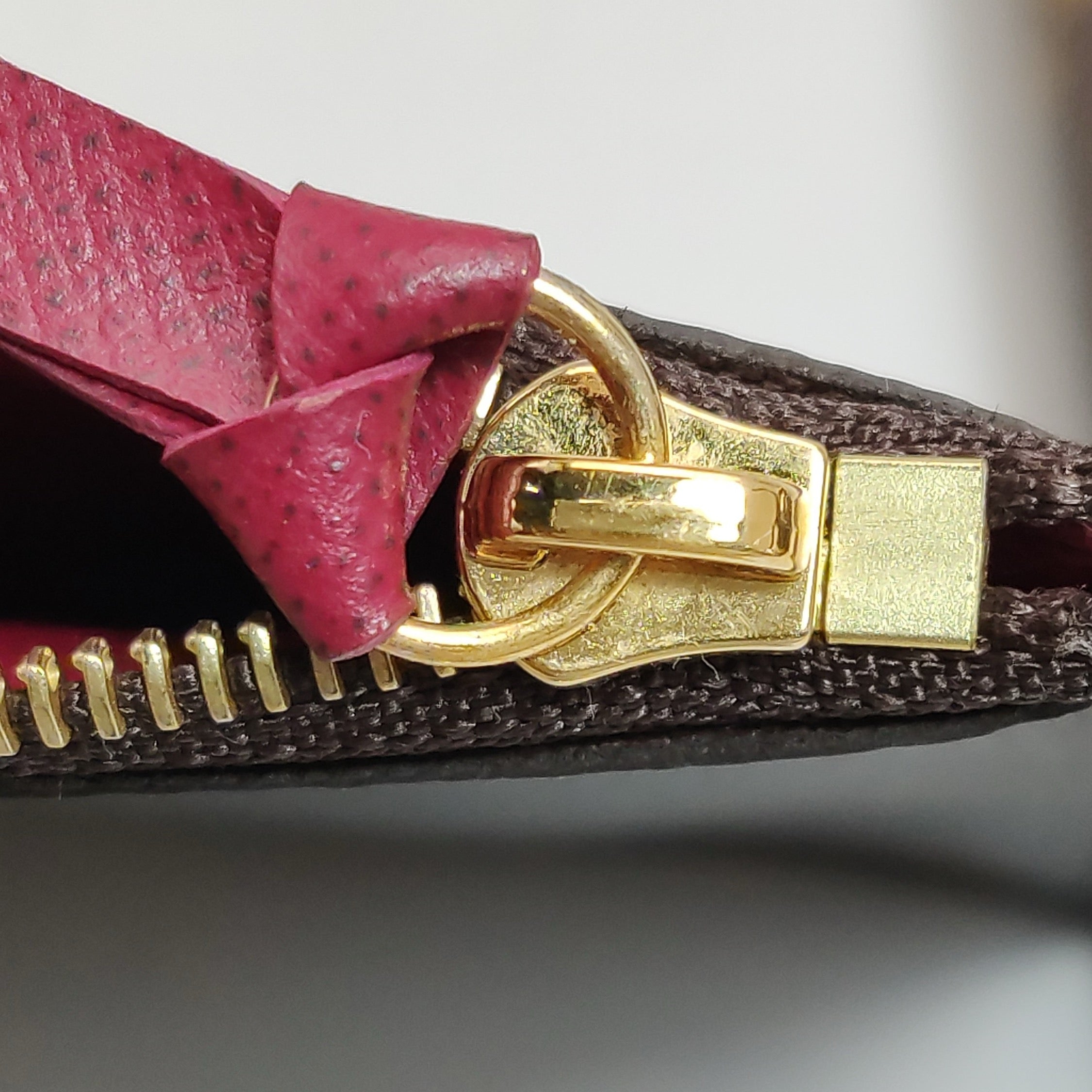 Louis Vuitton Crossbody M61276