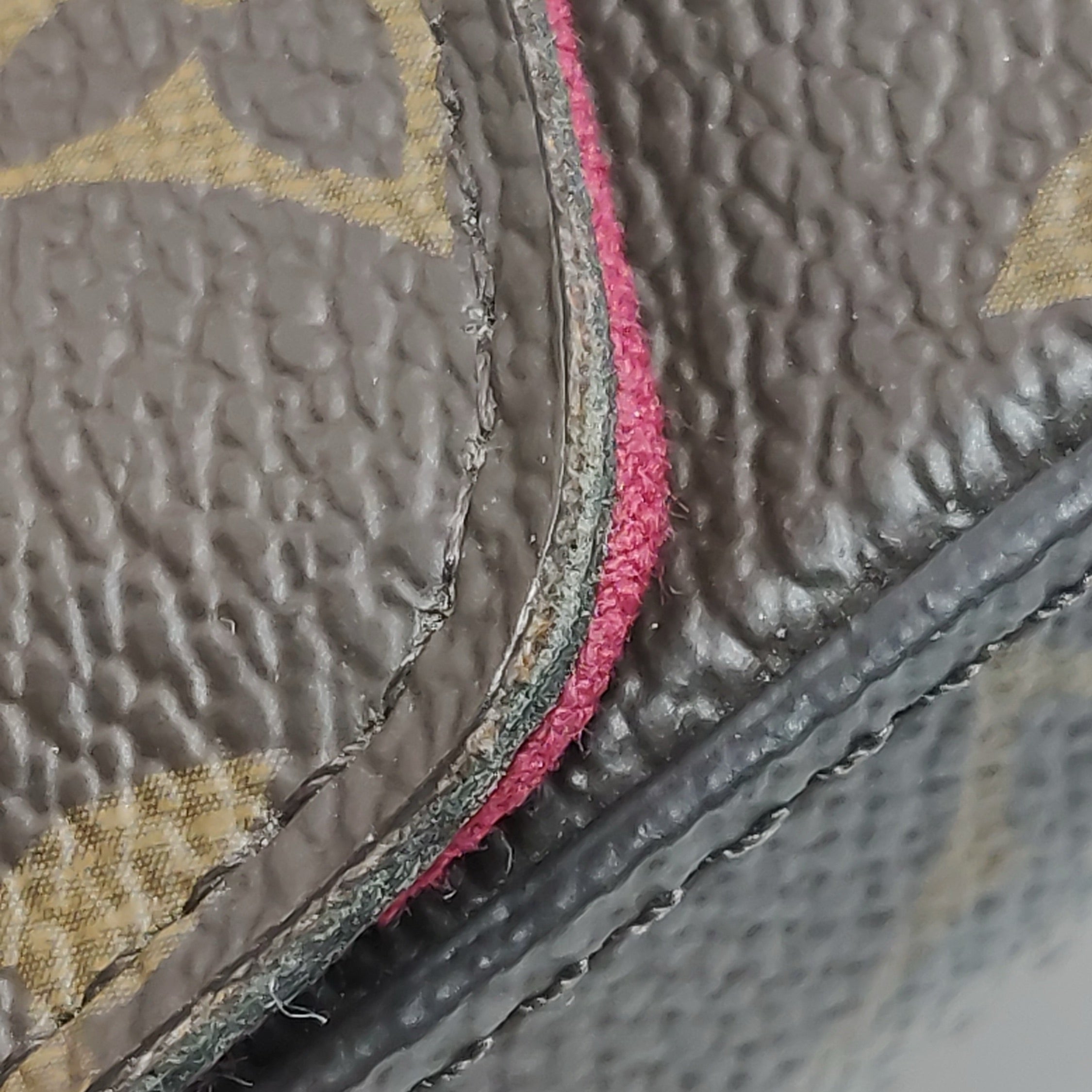 Louis Vuitton Crossbody M61276