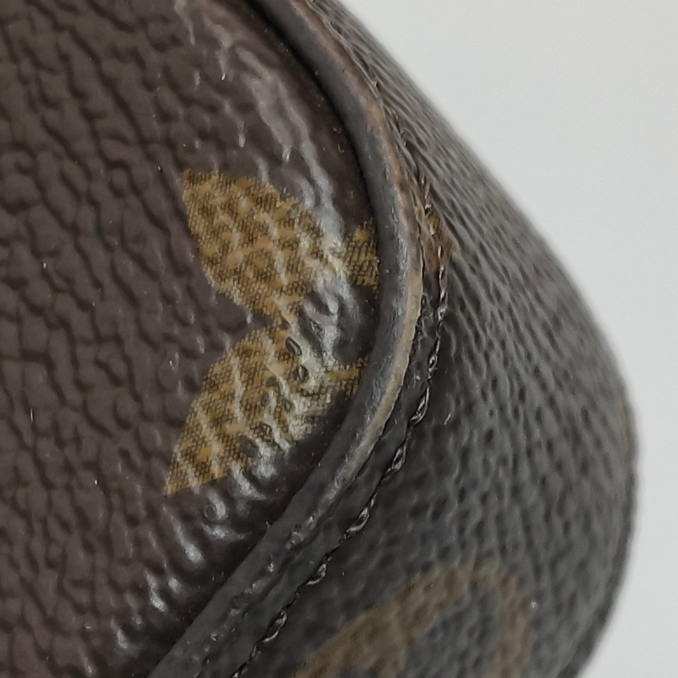 Louis Vuitton Crossbody M61276