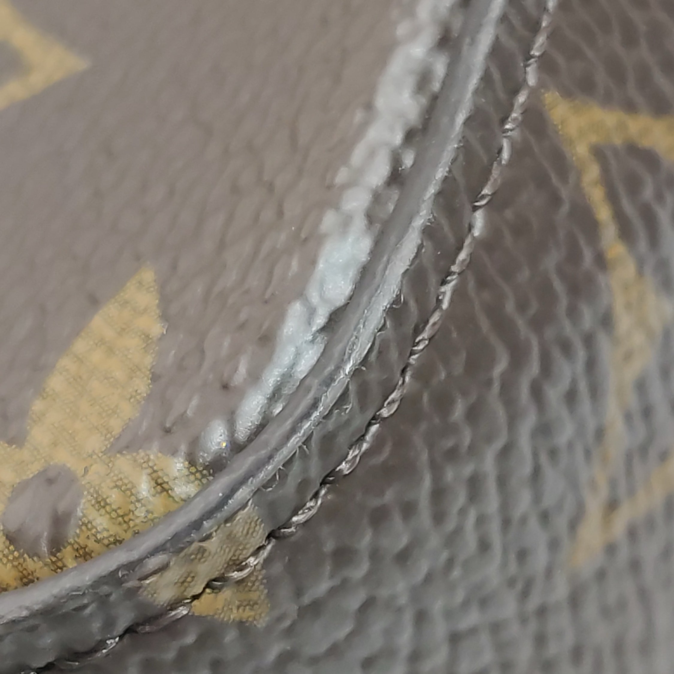 Louis Vuitton Crossbody M61276