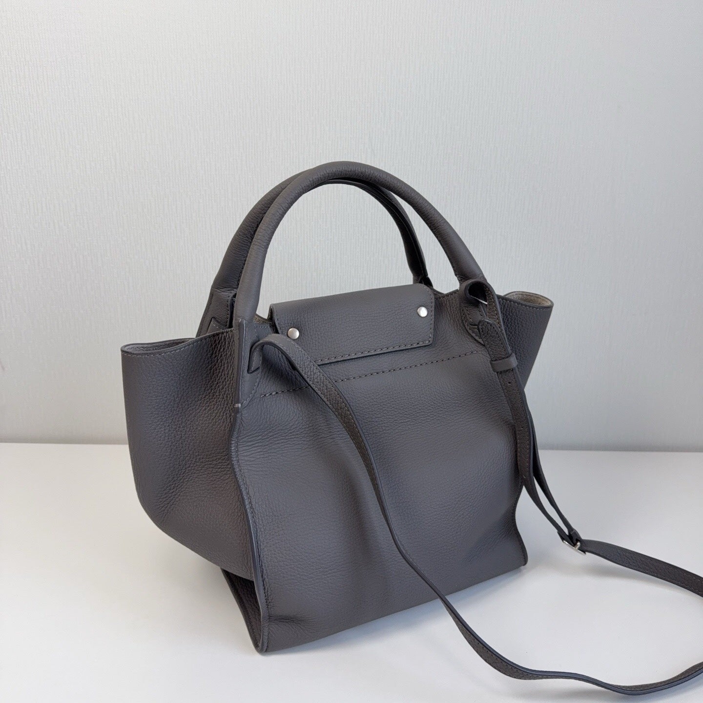 Celine (Unknown) Gray Satchel 189313A4T.09GM