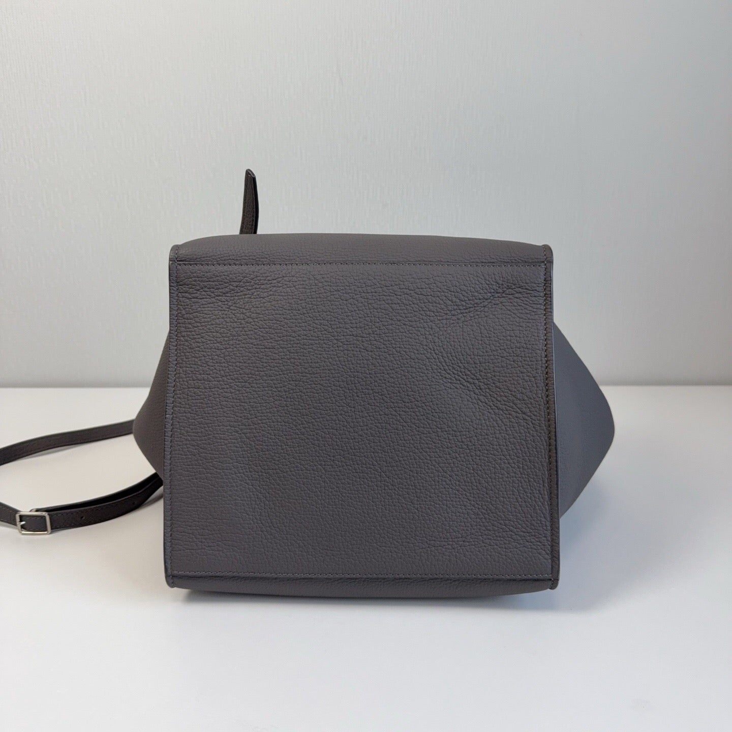 Celine (Unknown) Gray Satchel 189313A4T.09GM
