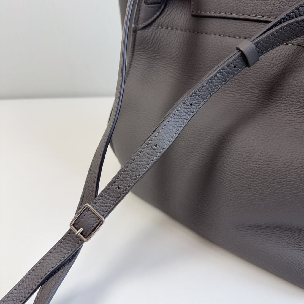 Celine (Unknown) Gray Satchel 189313A4T.09GM