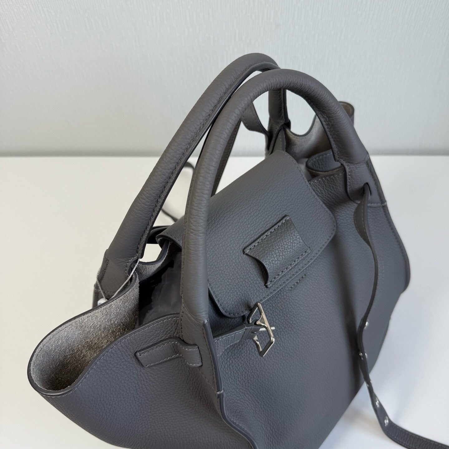 Celine (Unknown) Gray Satchel 189313A4T.09GM