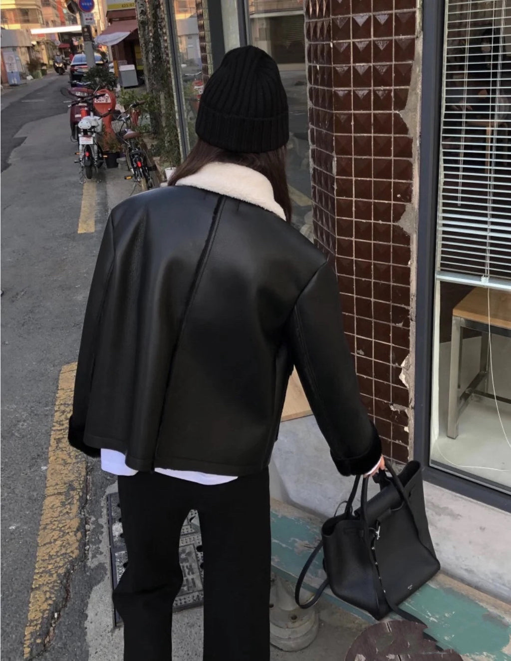 Celine (Unknown) Gray Satchel 189313A4T.09GM