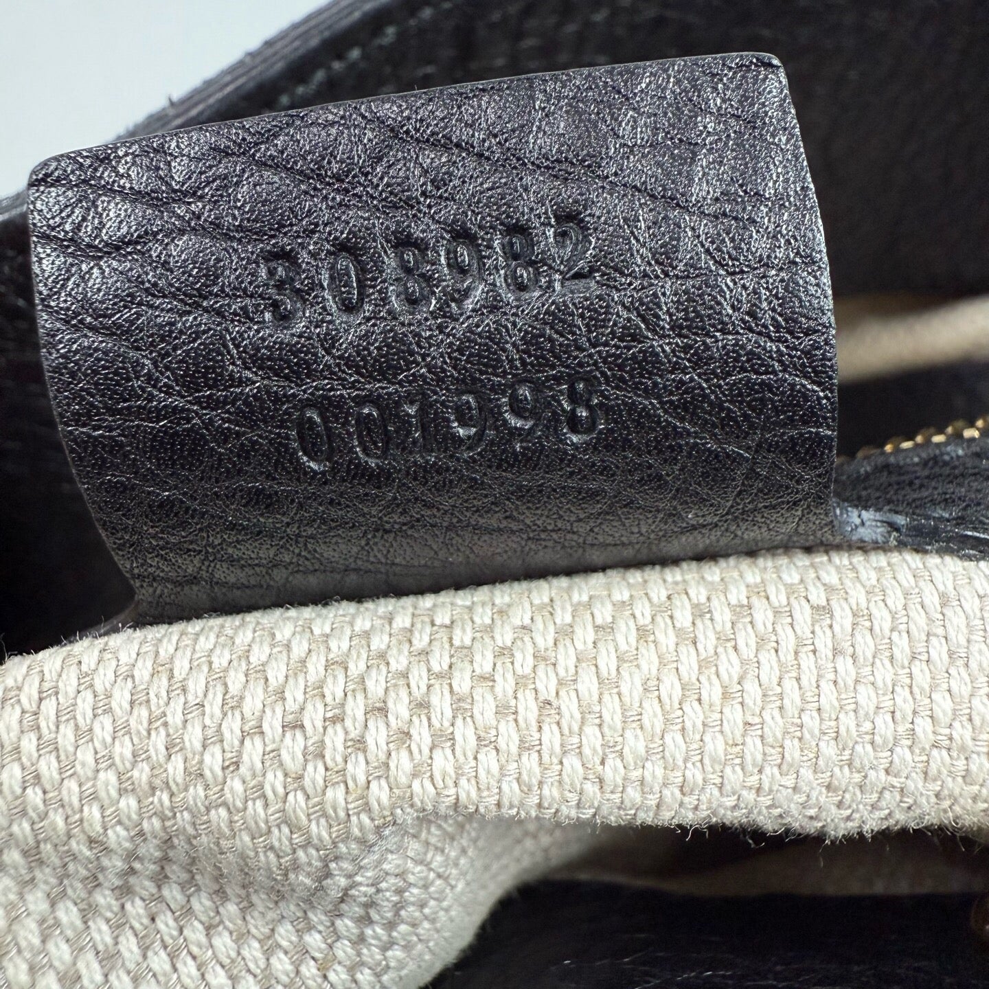 Gucci (Unknown) Black Tote 308982-A7M0G-1000