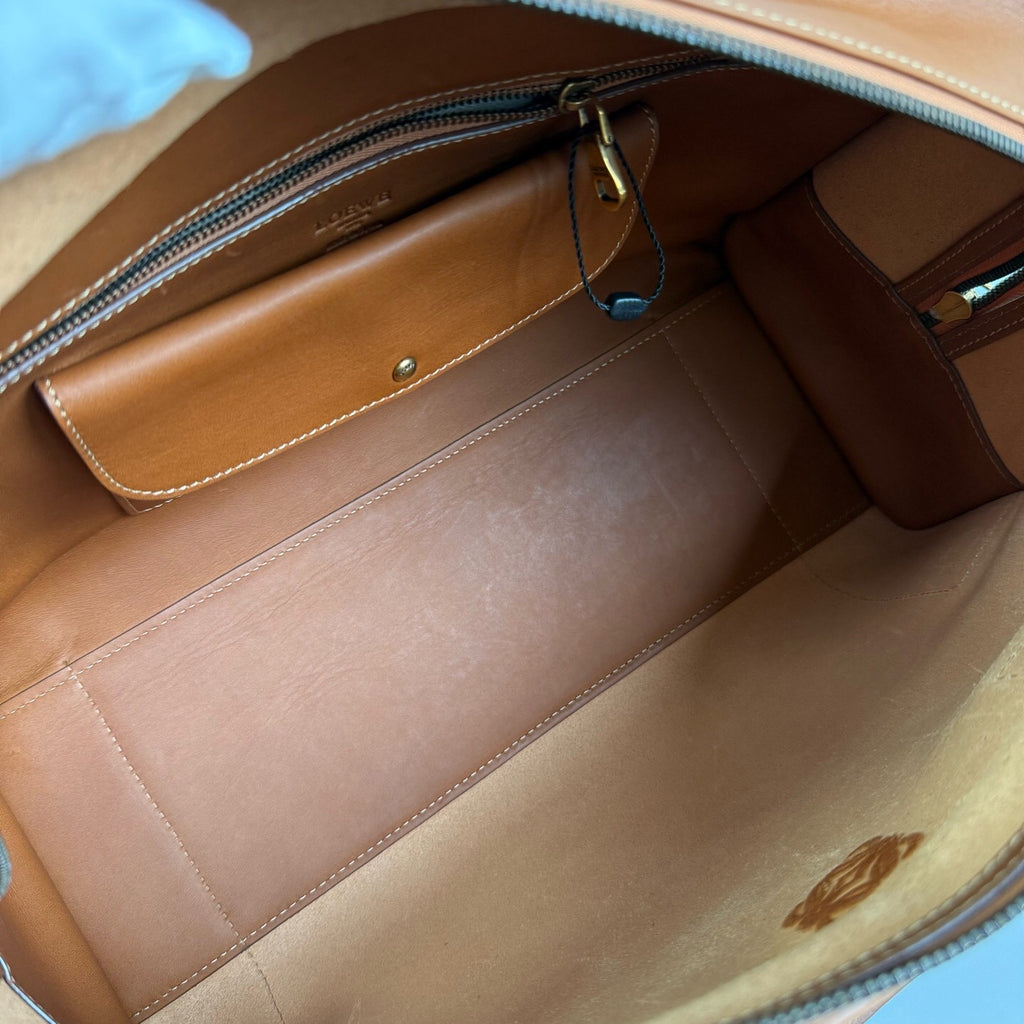 Loewe Amazona Satchel 352.12.N22