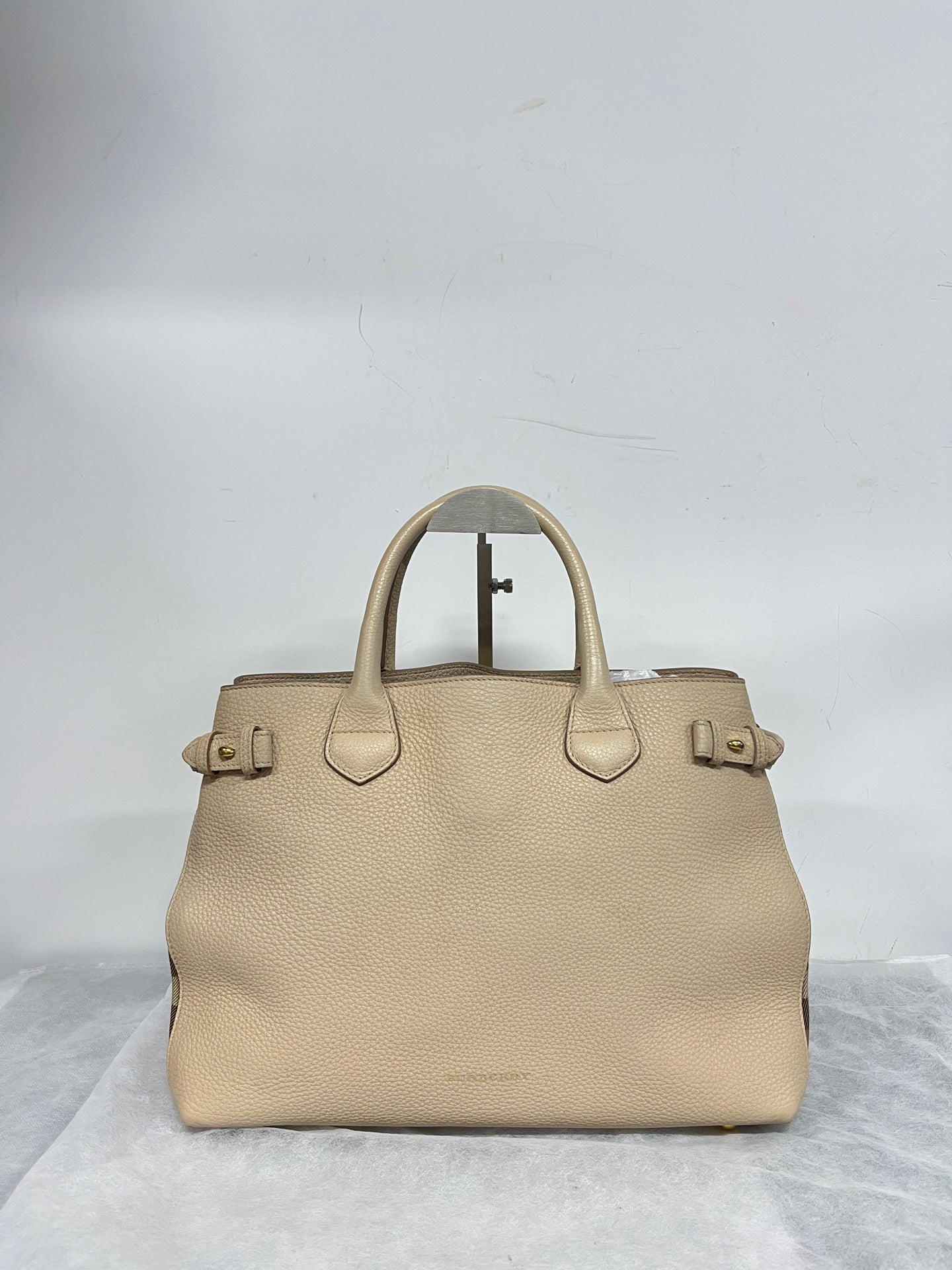 Burberry Beige