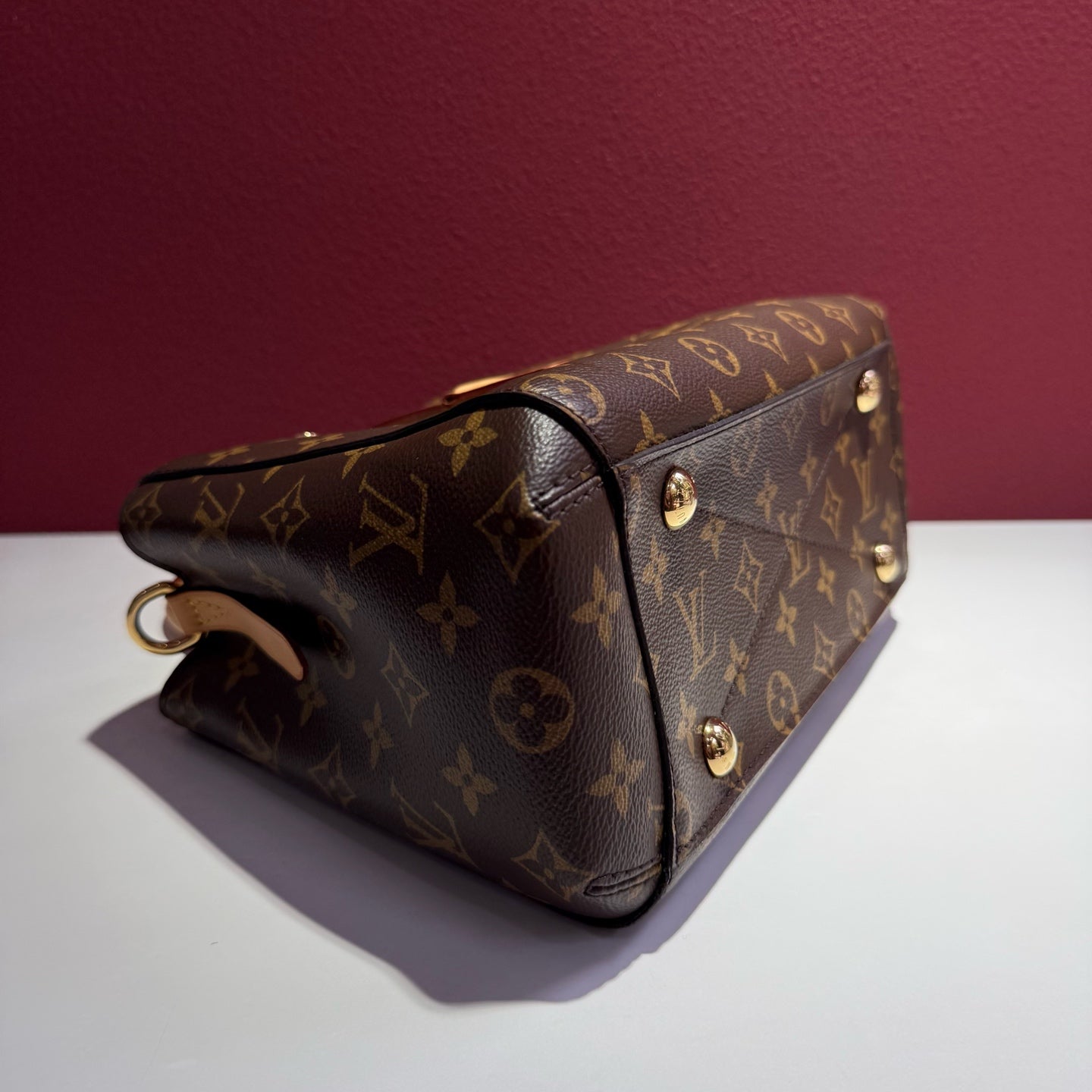 Louis Vuitton Montaigne Bb Crossbody 29.0x 20.0x 13.0 cm M41055
