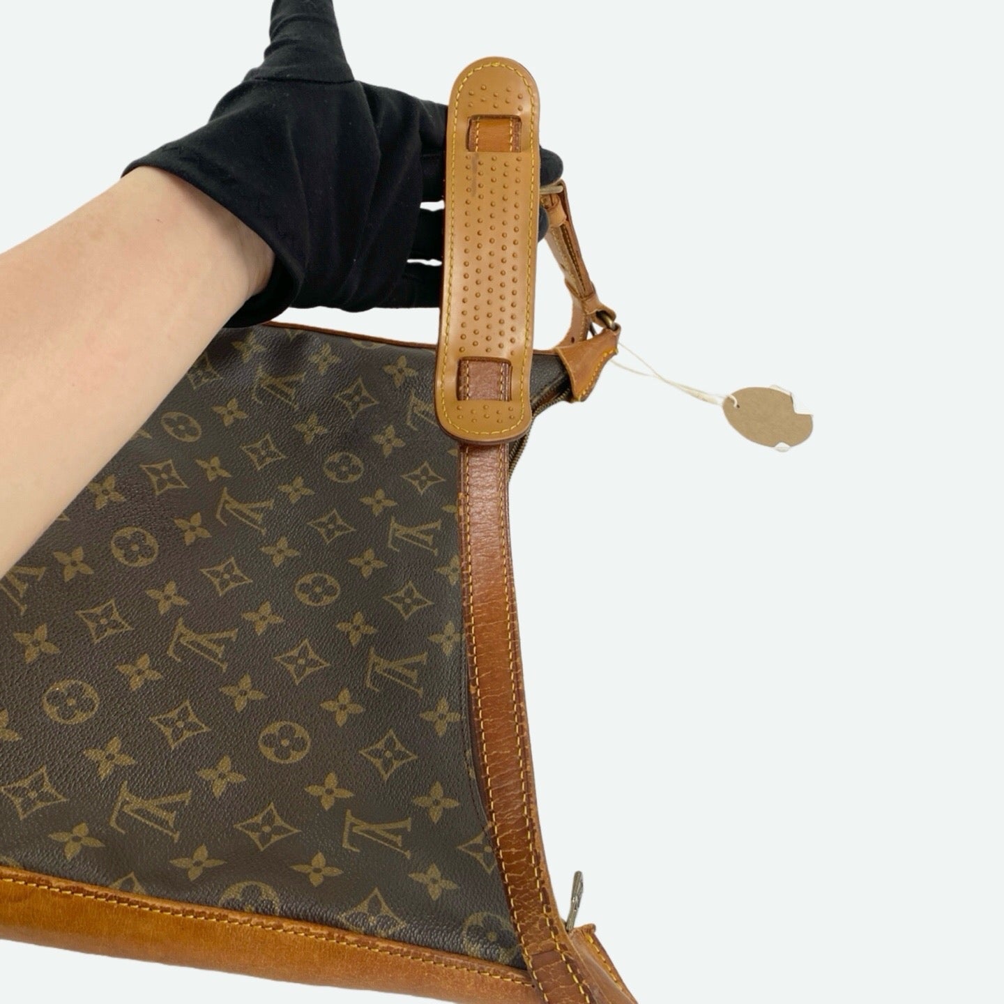 Louis Vuitton Shoulder Bag