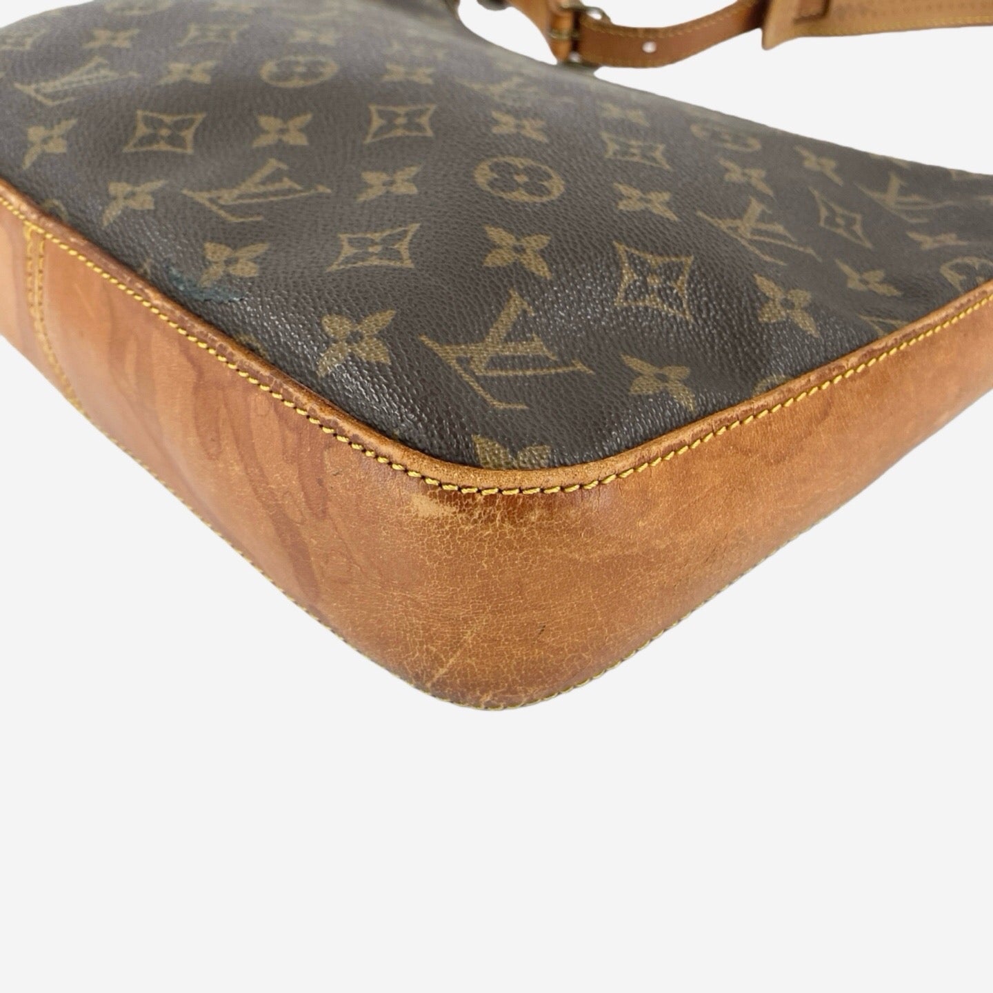 Louis Vuitton Shoulder Bag