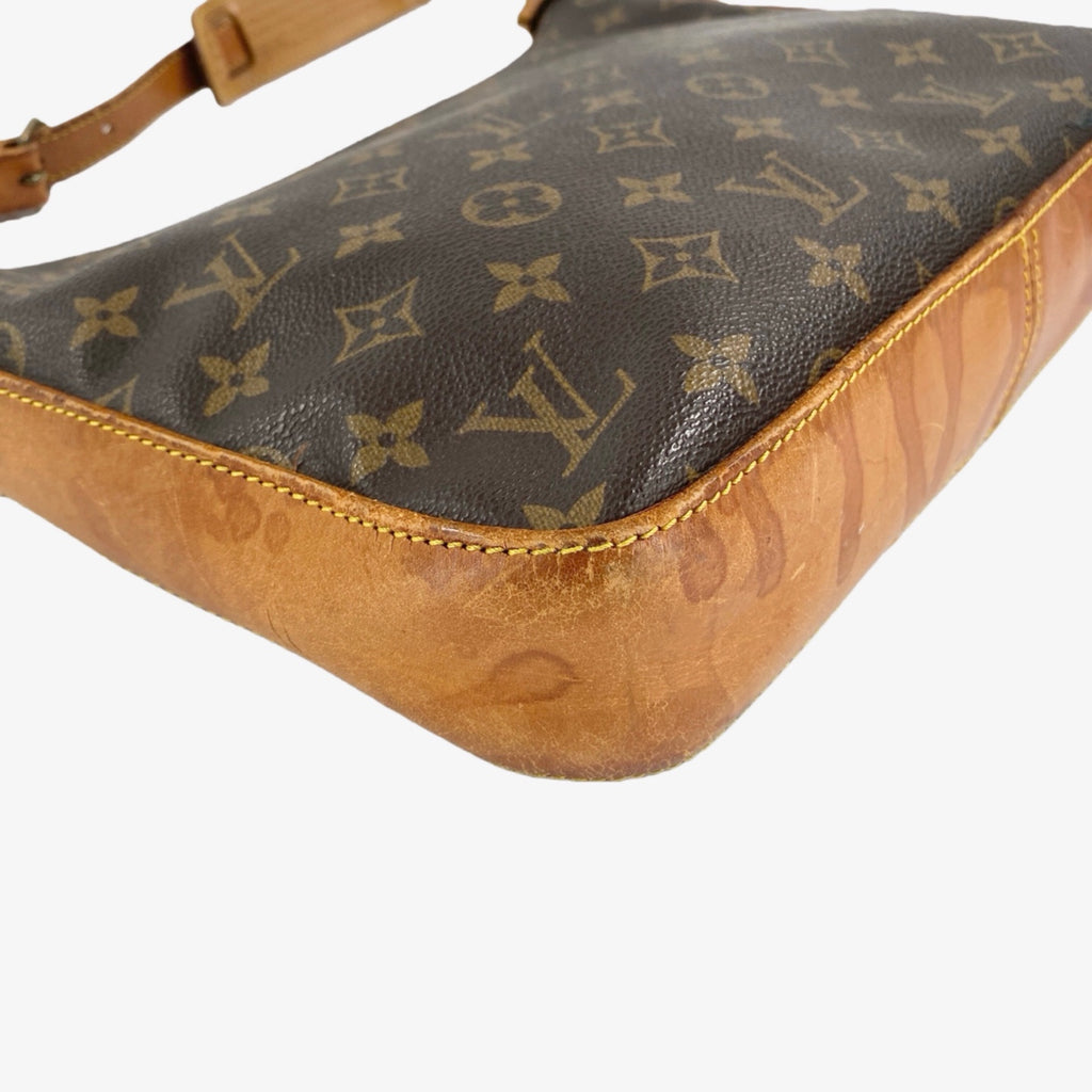 Louis Vuitton Shoulder Bag