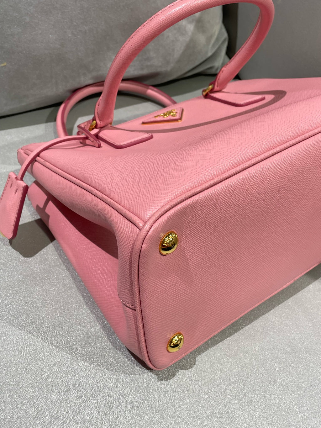 Prada Pink Crossbody 1BA863-NZV-F0442