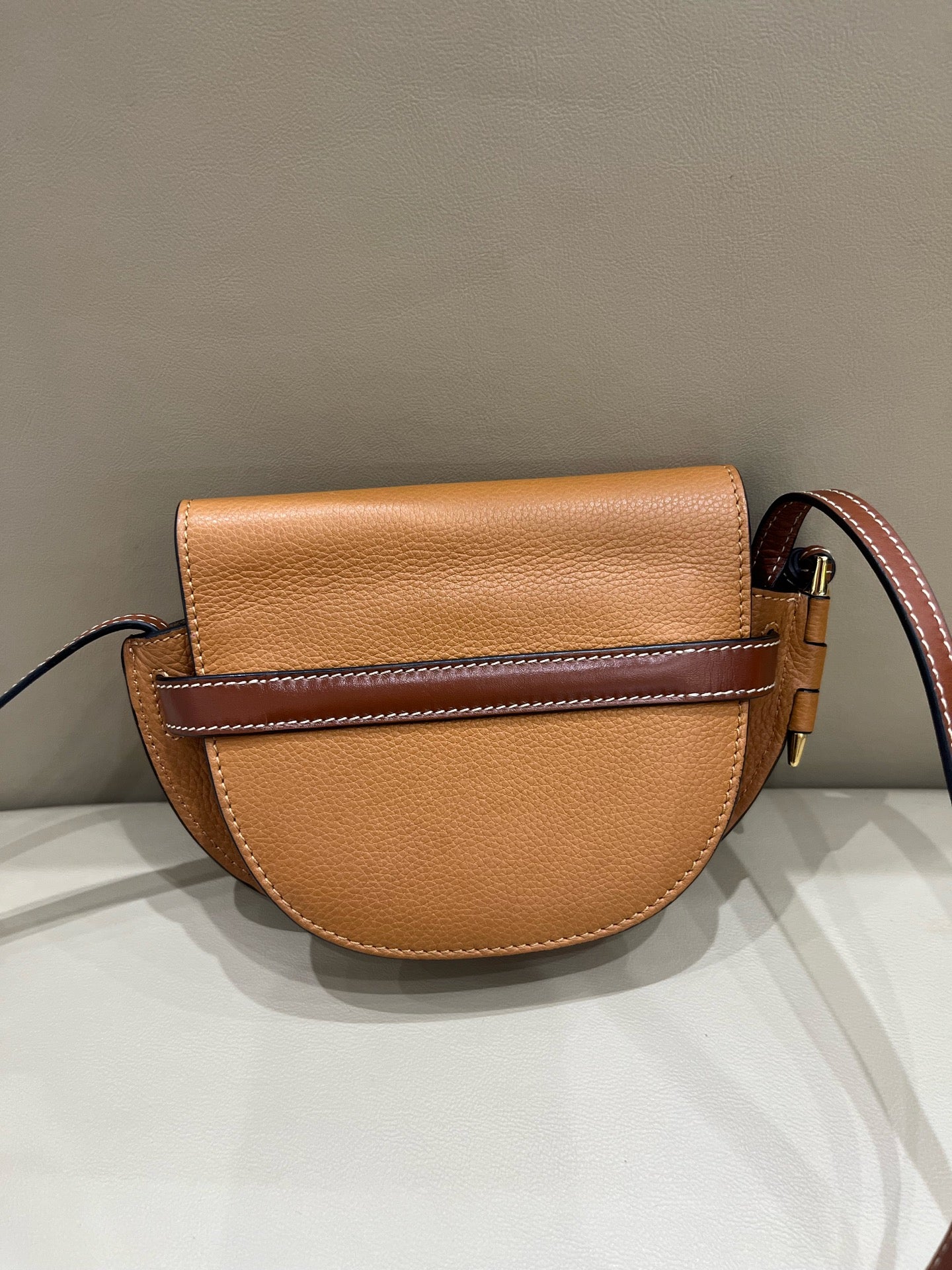 Loewe Saddle Bag 321.12.U62-3639