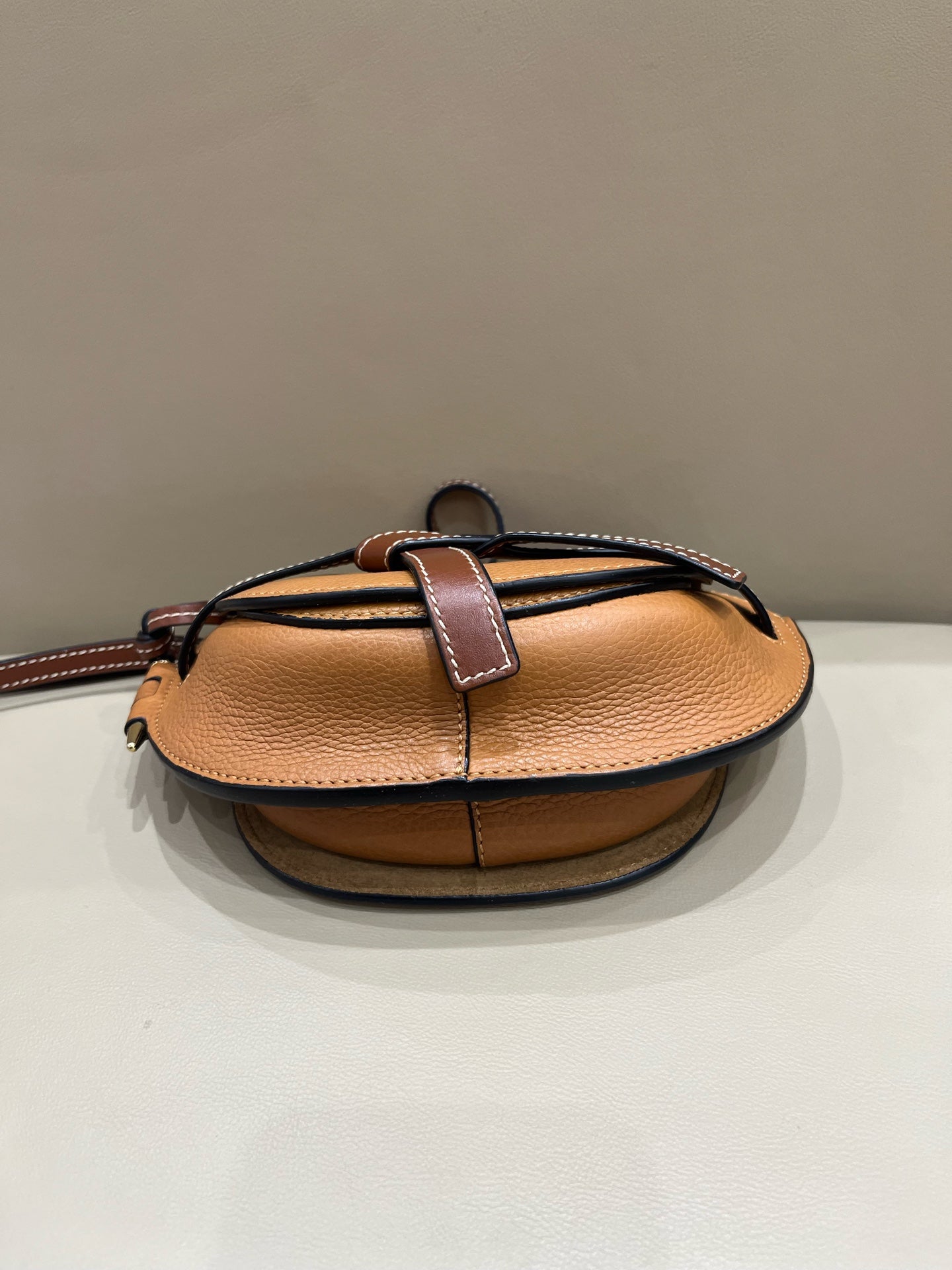 Loewe Saddle Bag 321.12.U62-3639