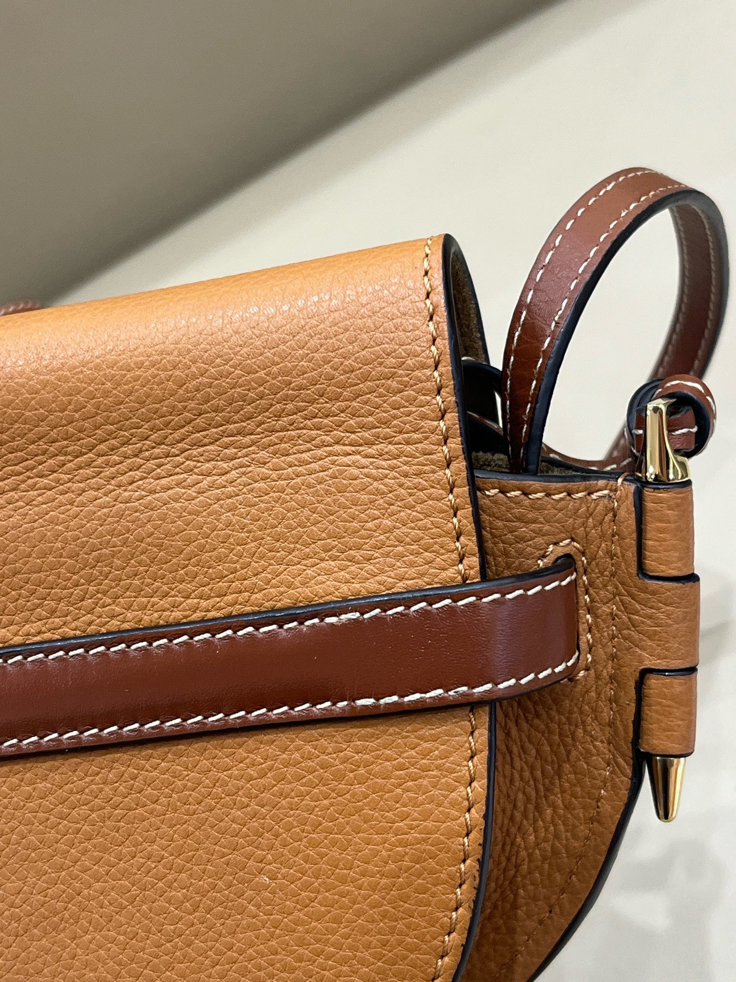 Loewe Saddle Bag 321.12.U62-3639