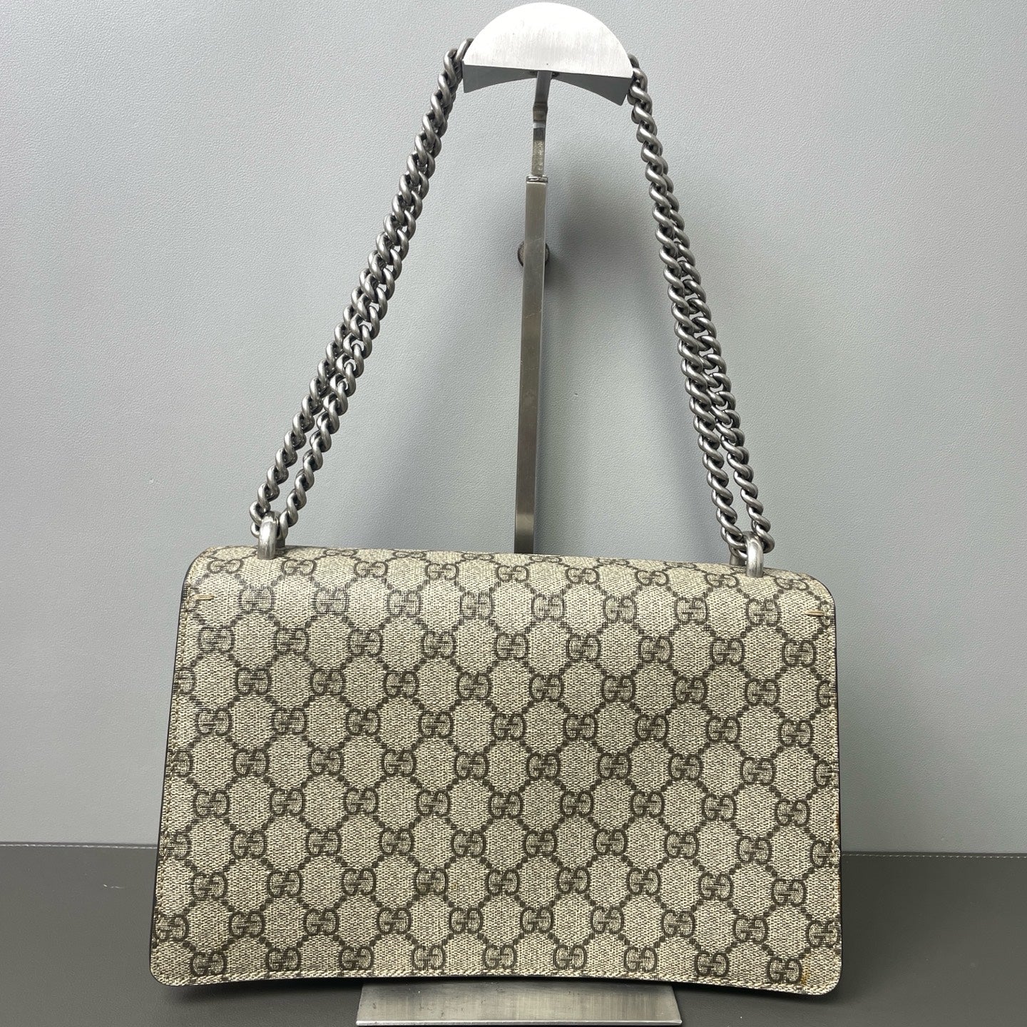 Gucci Red
