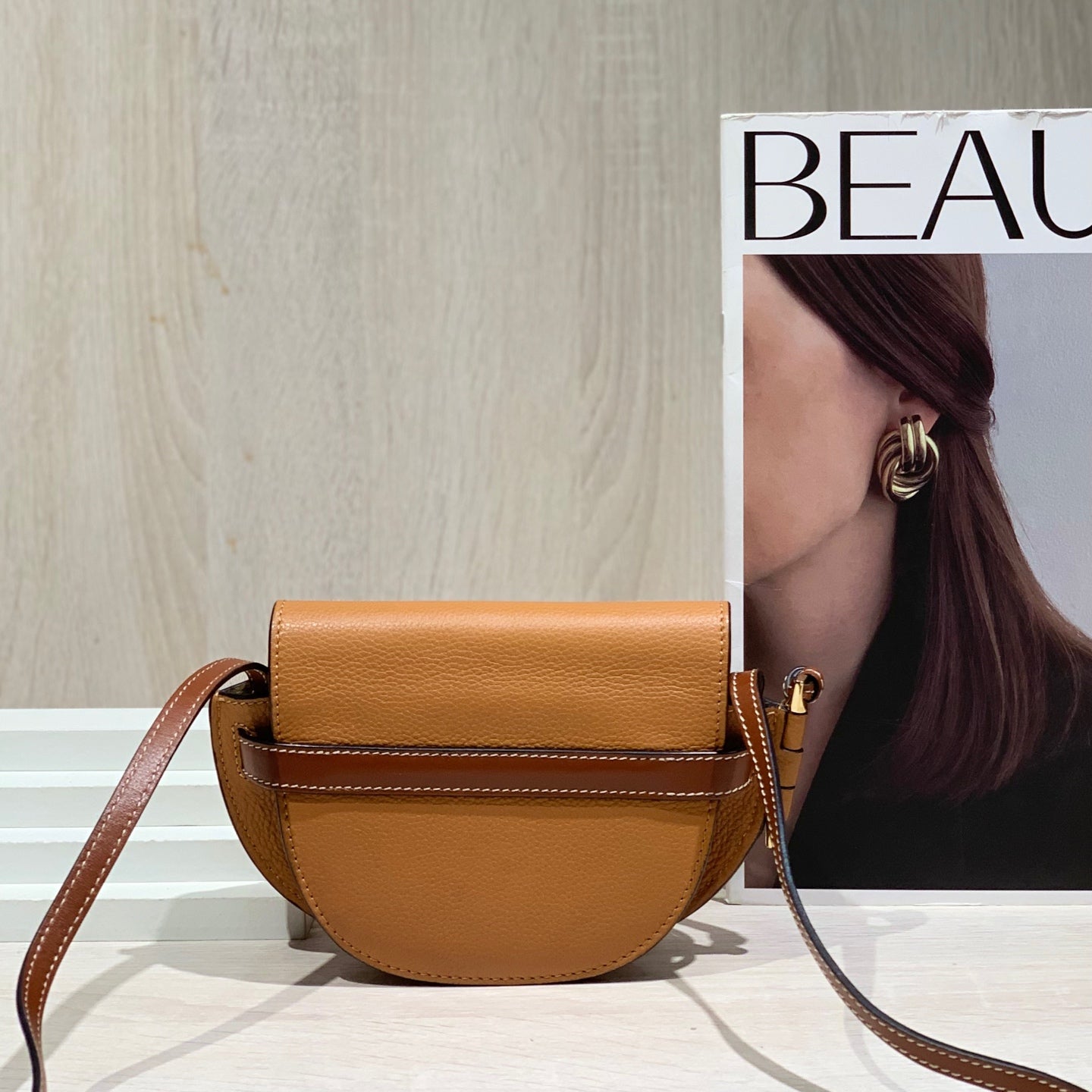 Loewe Saddle Bag 321.12.U62-3639