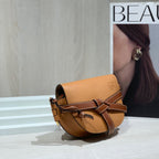 Loewe Saddle Bag 321.12.U62-3639