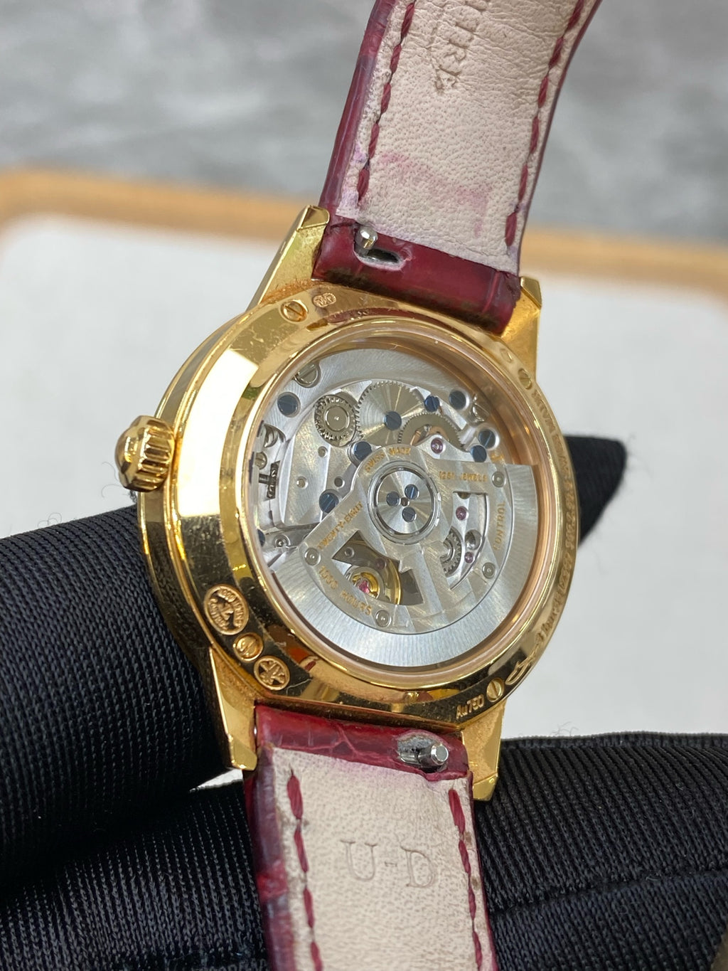 Jaeger LeCoultre Automatic (self-winding) watch