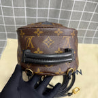 Louis Vuitton M41562
