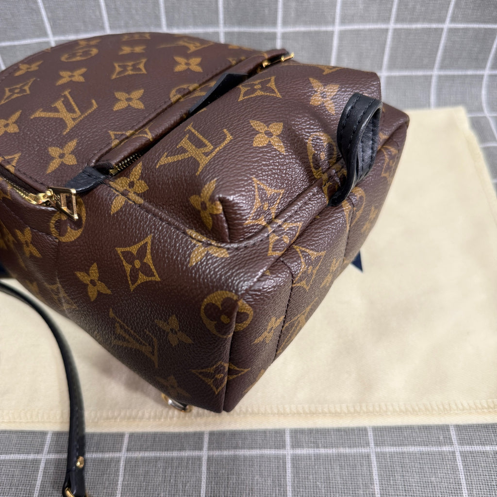 Louis Vuitton M41562