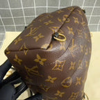 Louis Vuitton M41562