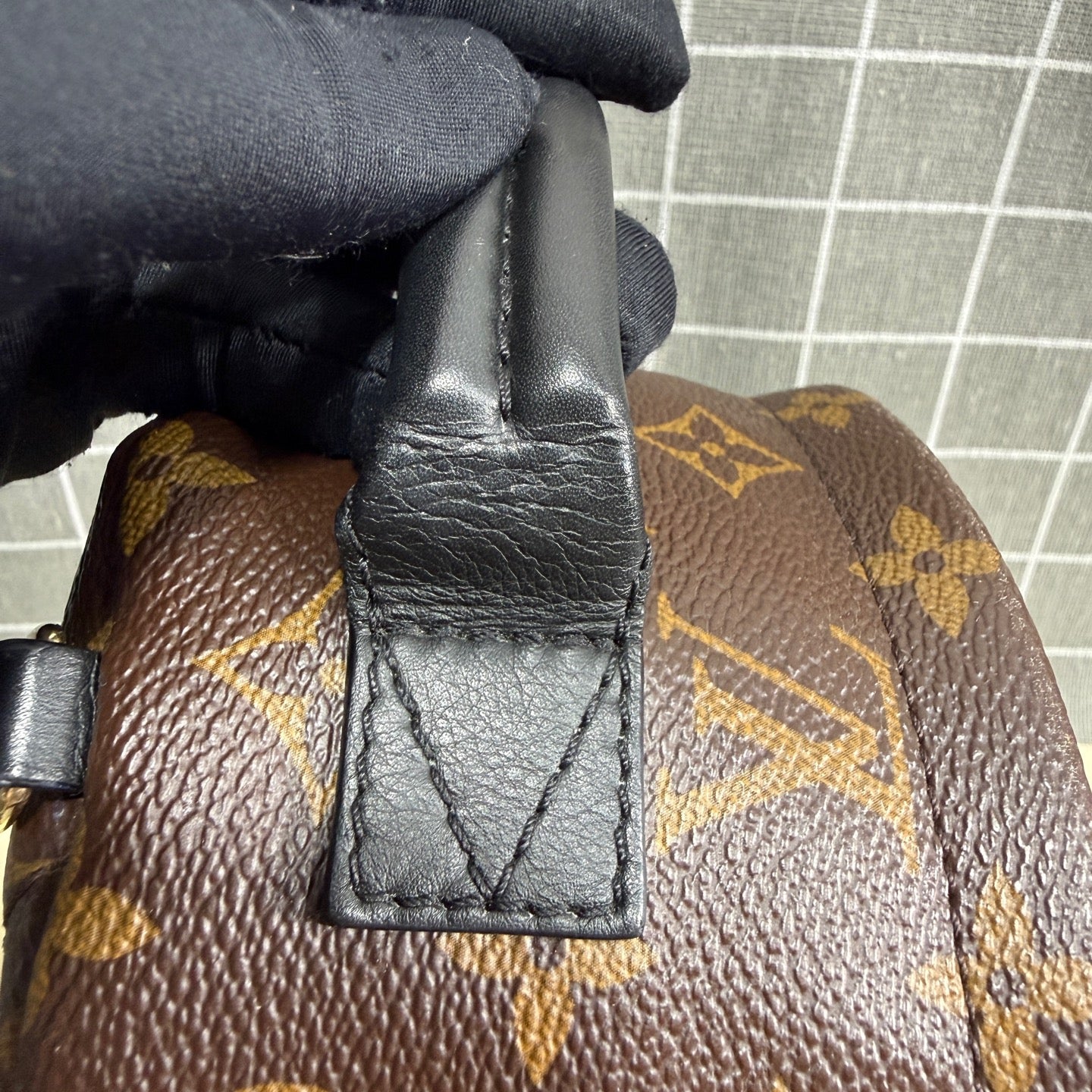 Louis Vuitton M41562
