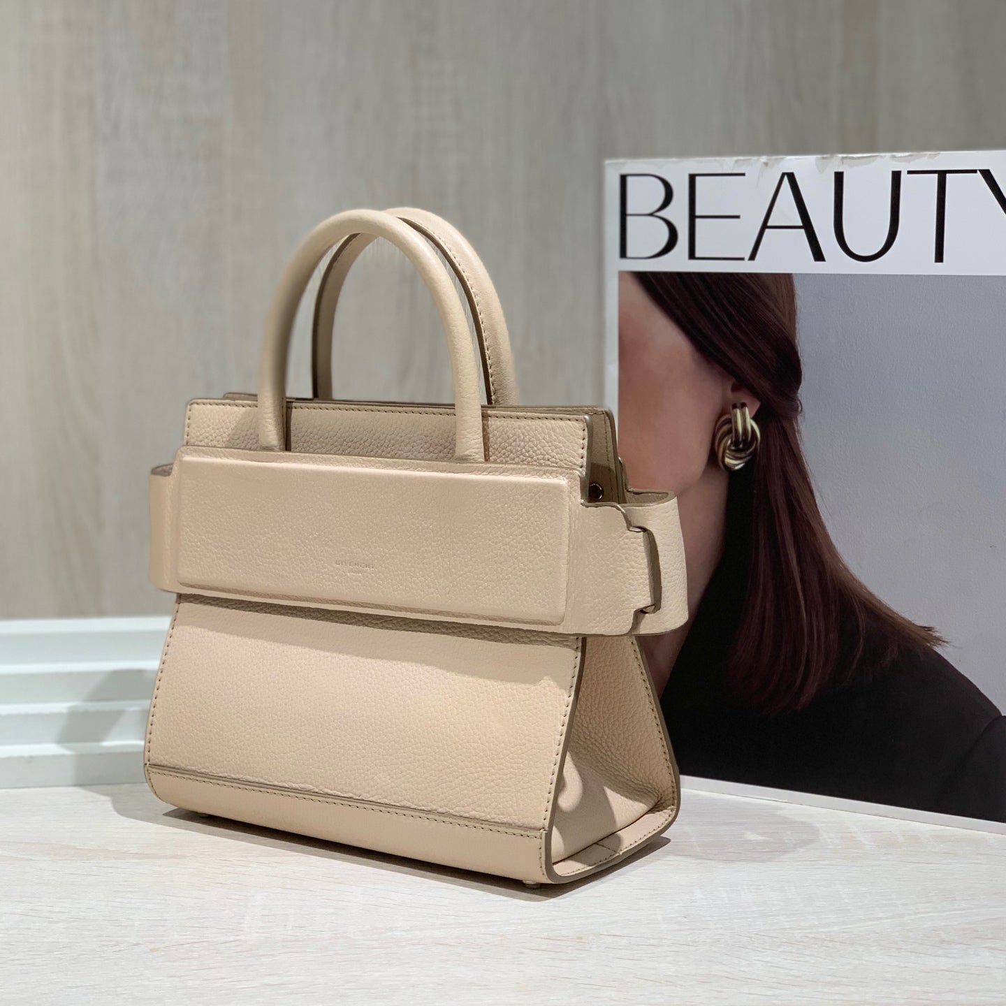 Givenchy Pink BB0555-7037-272
