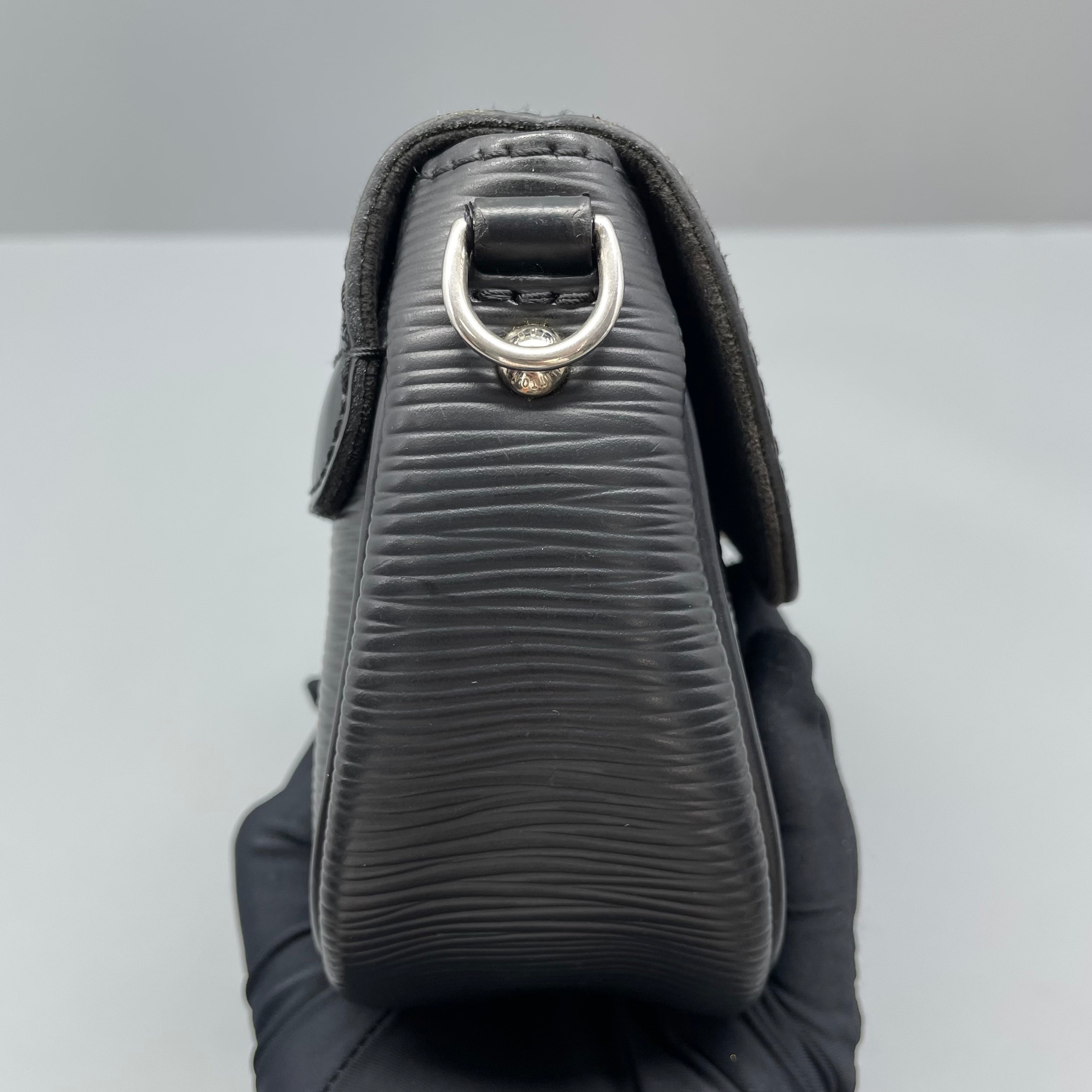 Louis Vuitton Black