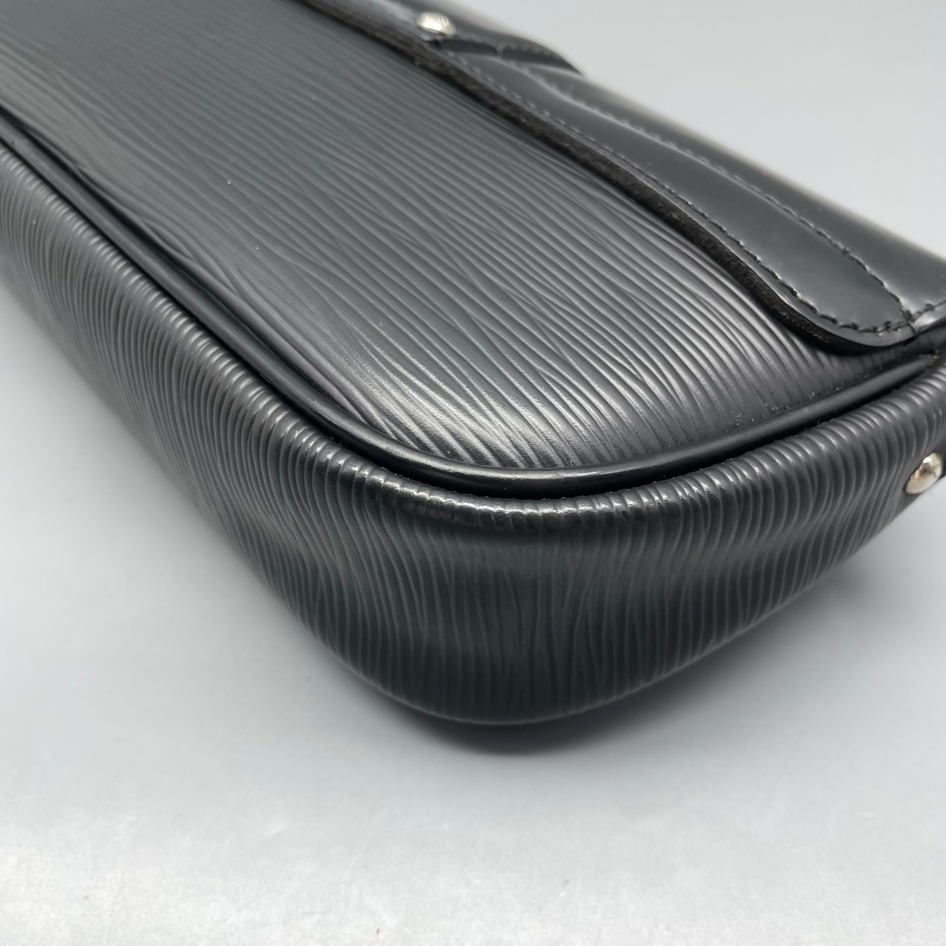 Louis Vuitton Black