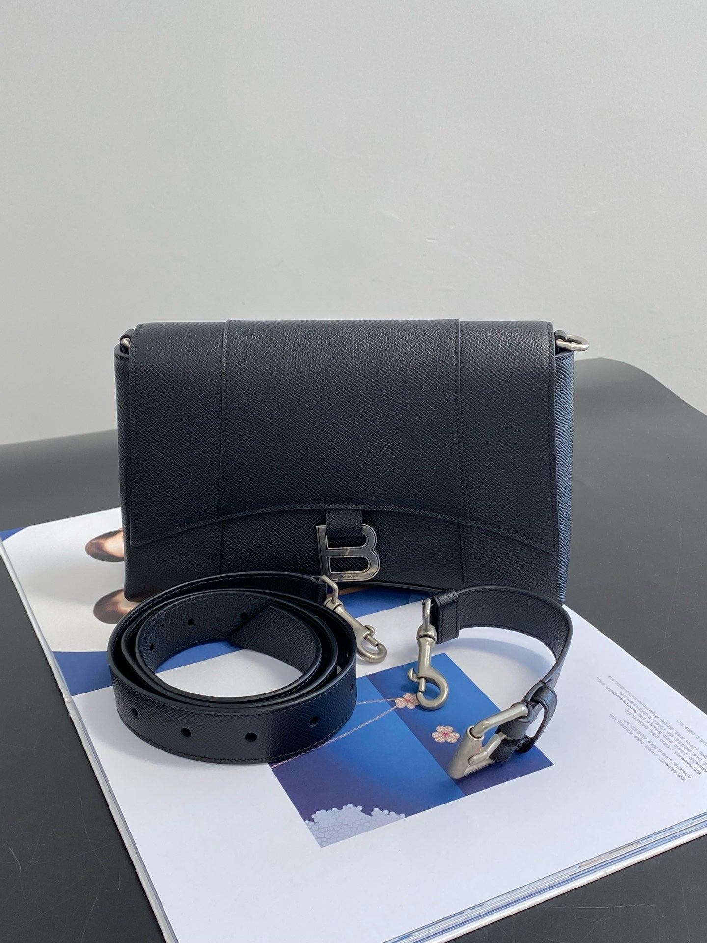 Balenciaga DOWNTOWN MEN 7364722AABJ1000