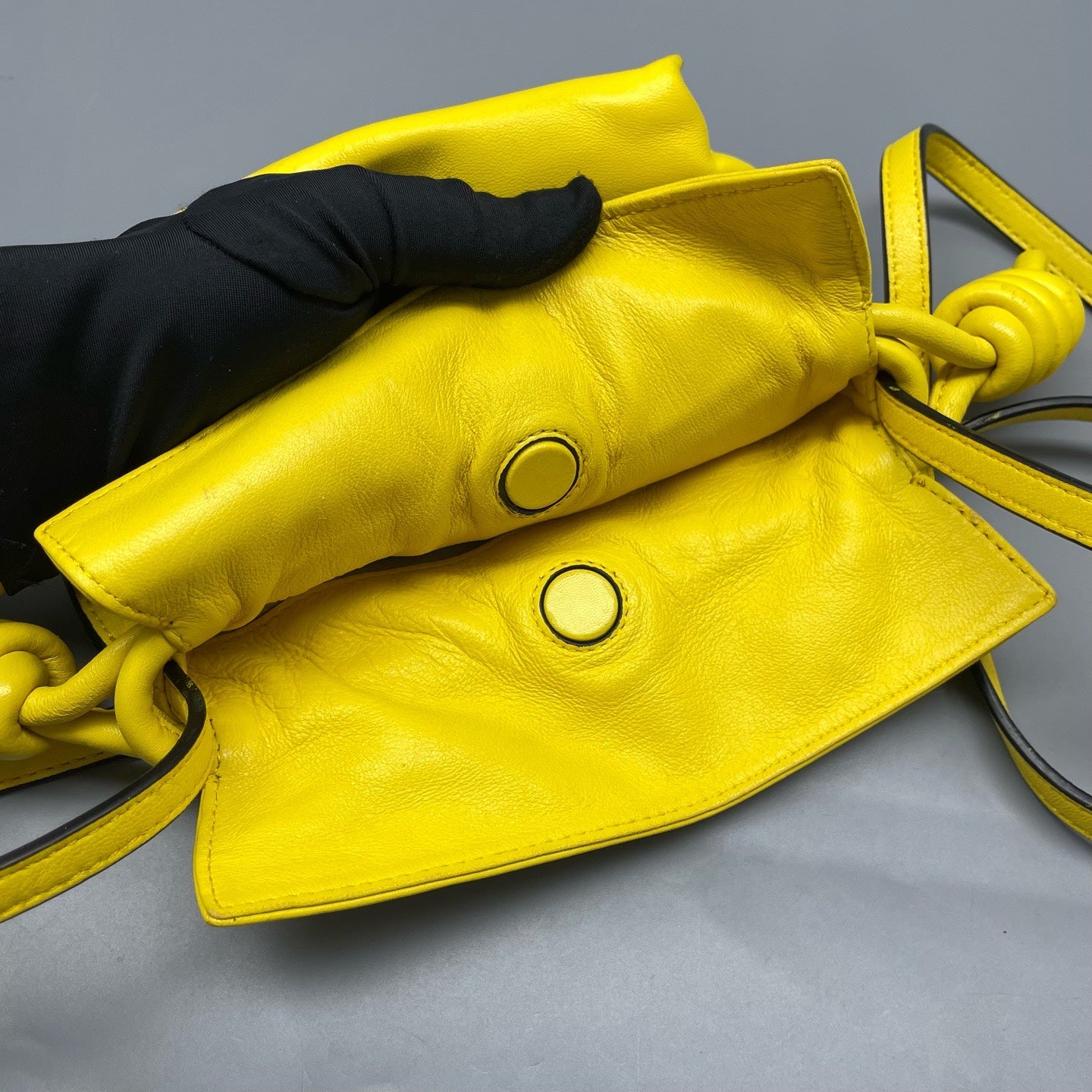 Loewe Yellow