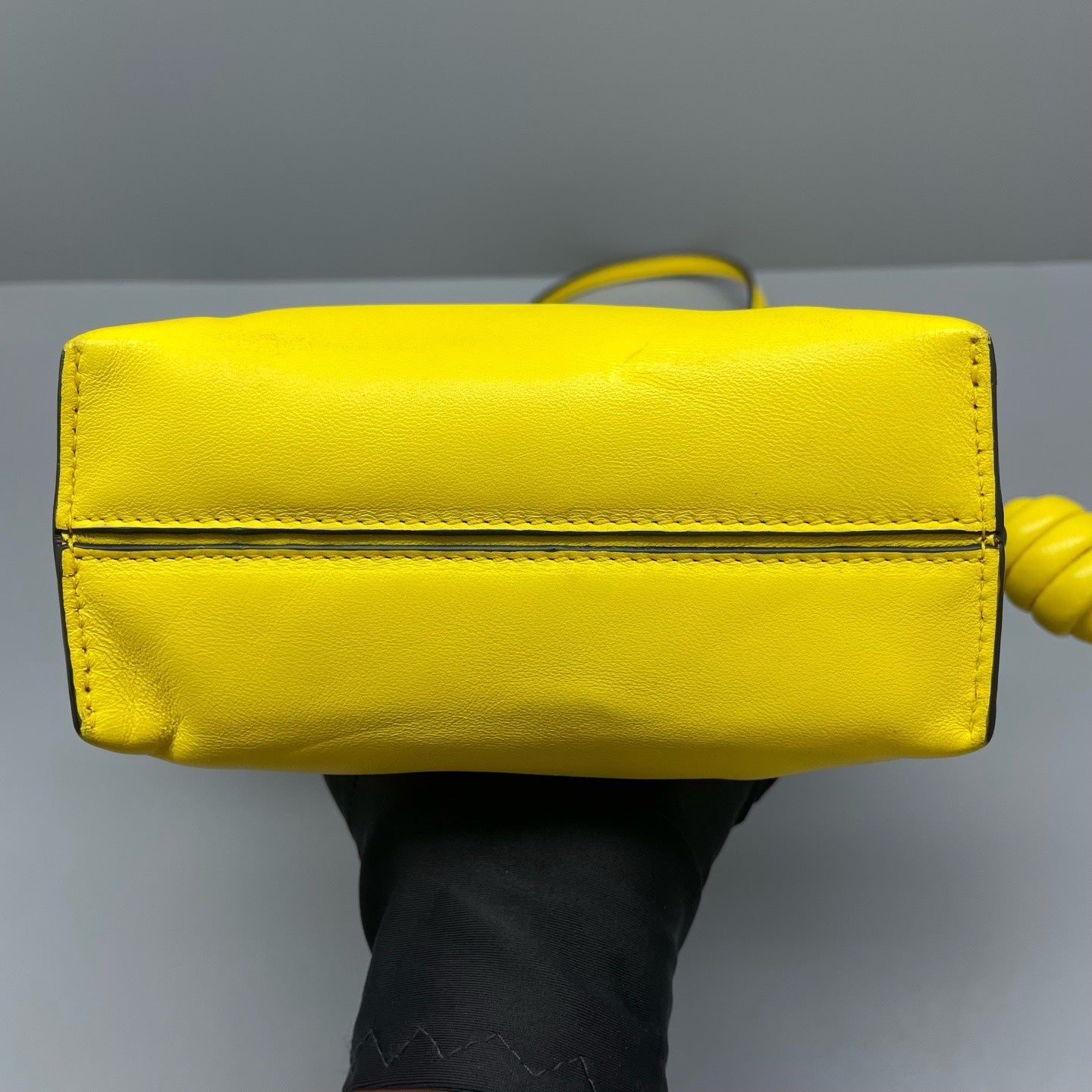 Loewe Yellow