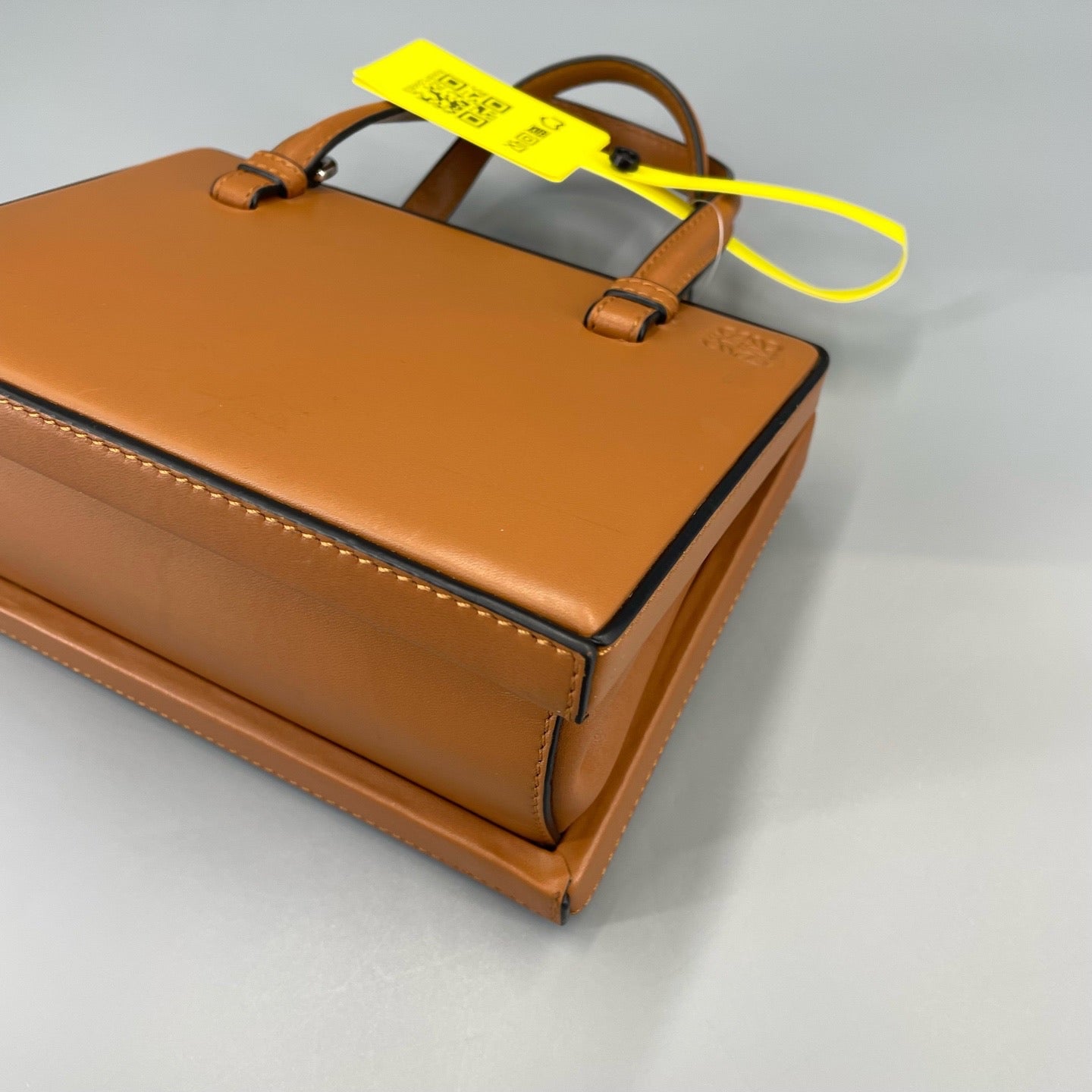 Loewe Brown