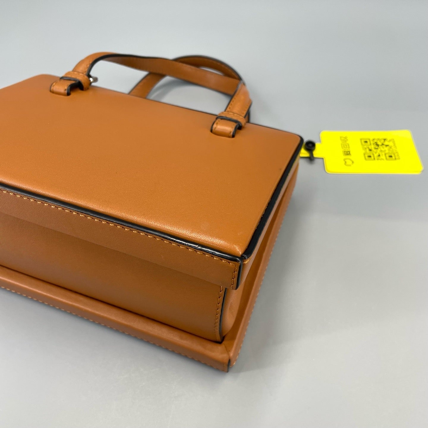 Loewe Brown